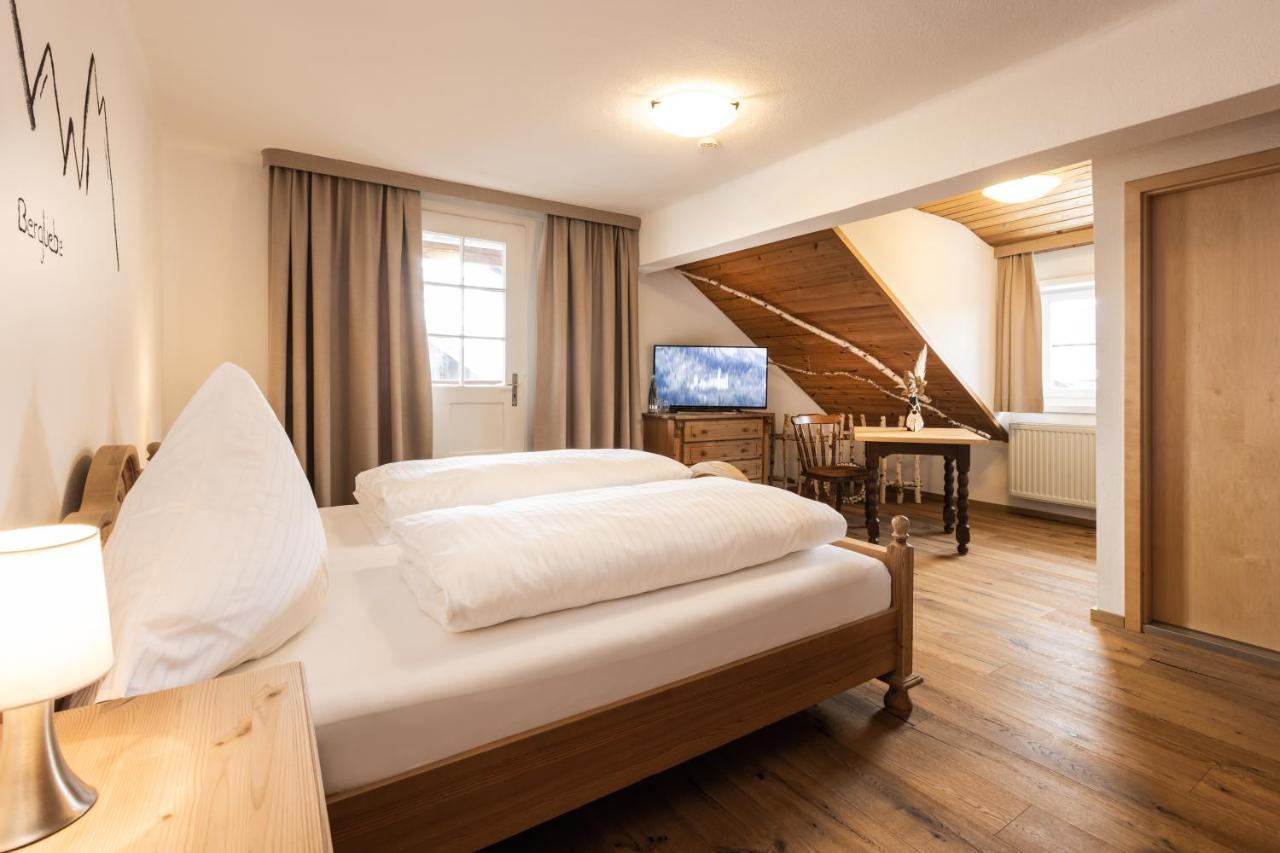Doppelzimmer mit Balkon