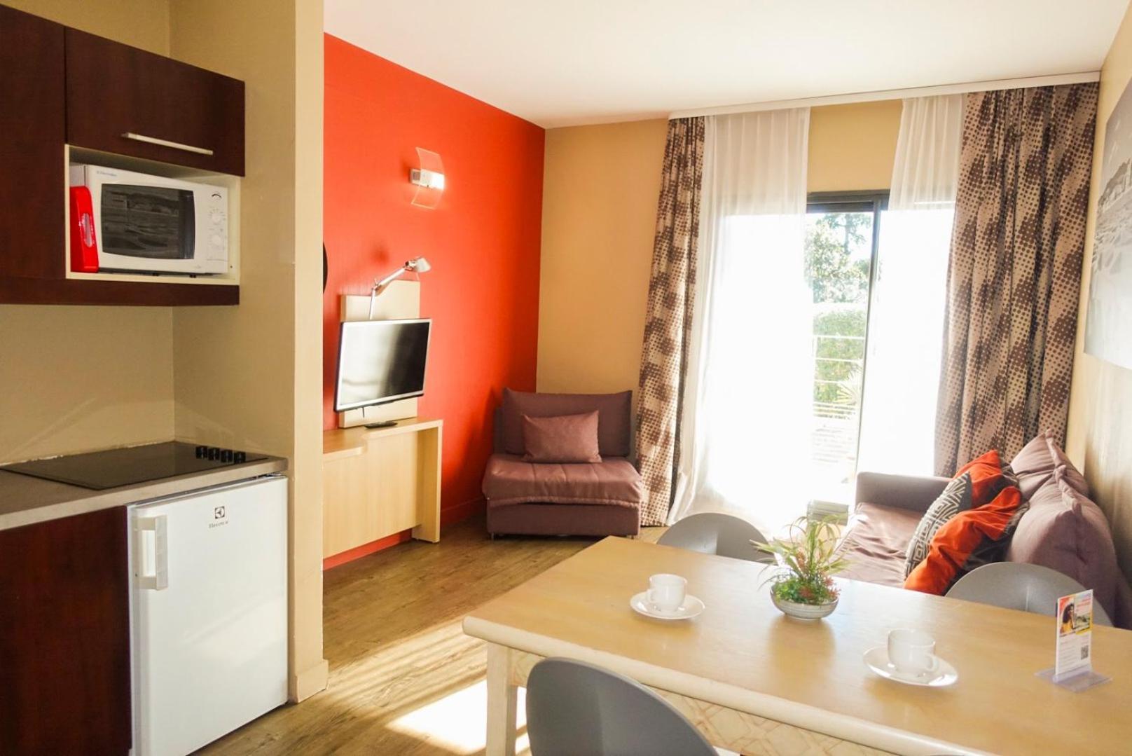 Apartment mit 1 Schlafzimmer (5 Erwachsene)