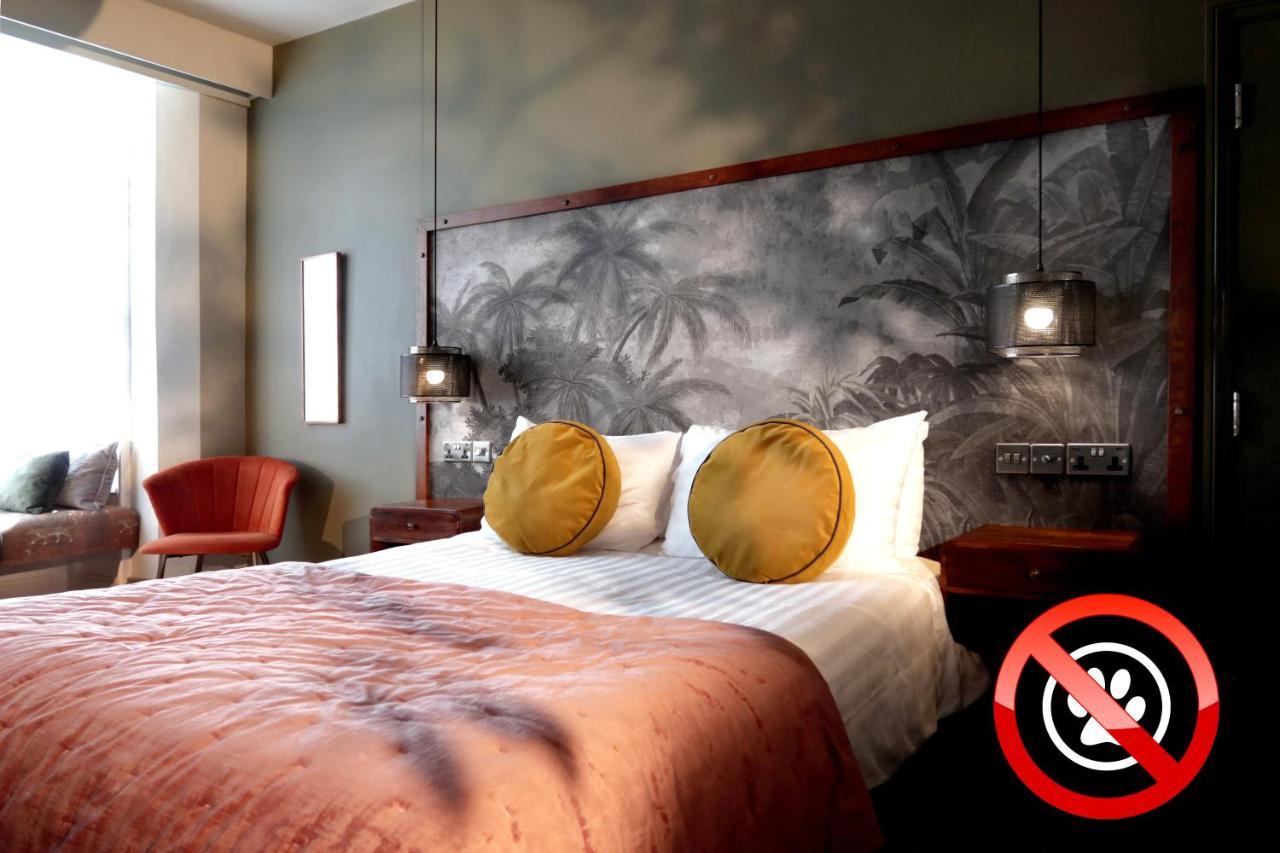 Deluxe Doppelzimmer mit seitlichem Meerblick