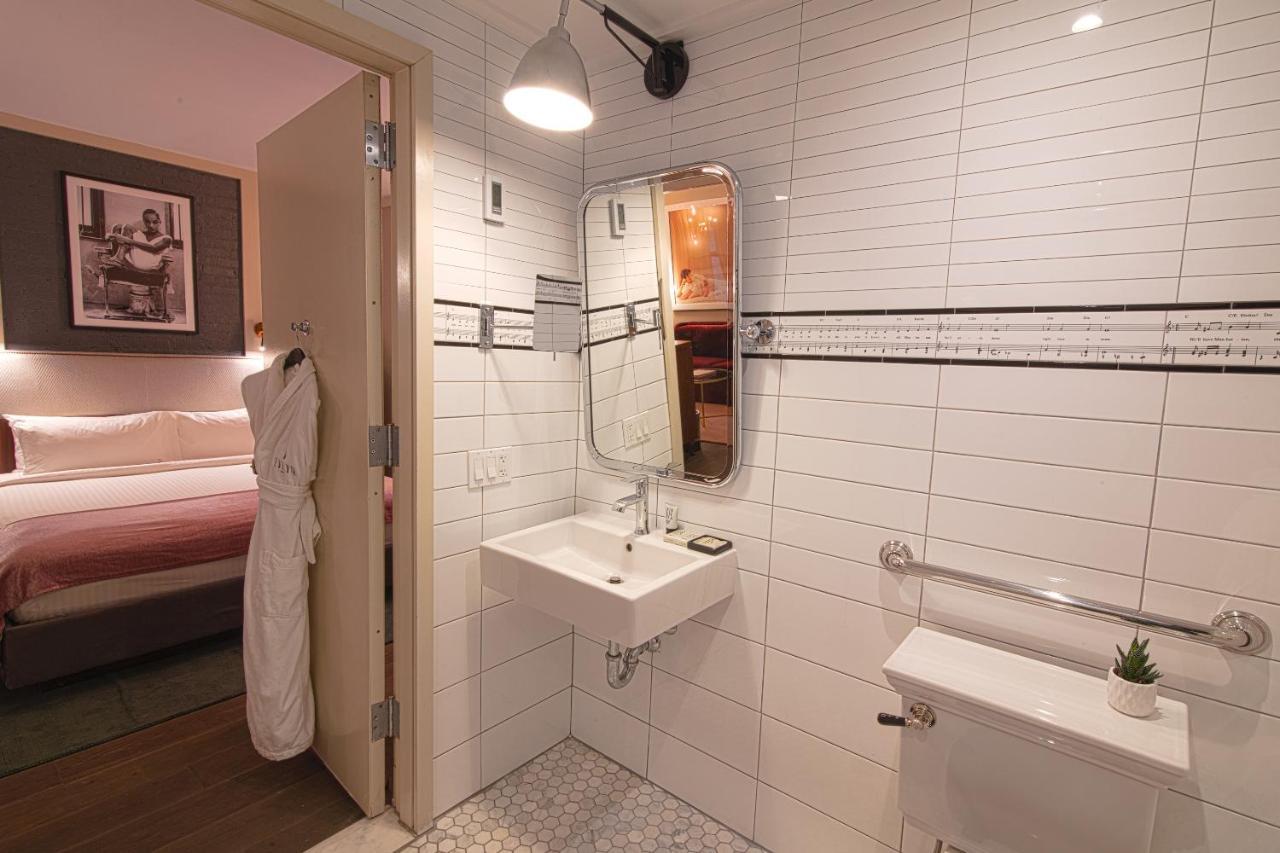 Barrierefreies Deluxe Zimmer mit 1 Queensize-Bett
