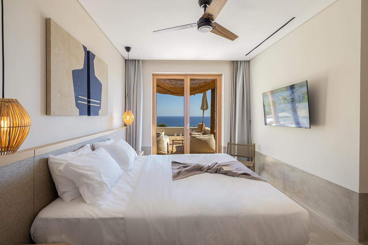 Ammos Sea View Suite with Hot Tub