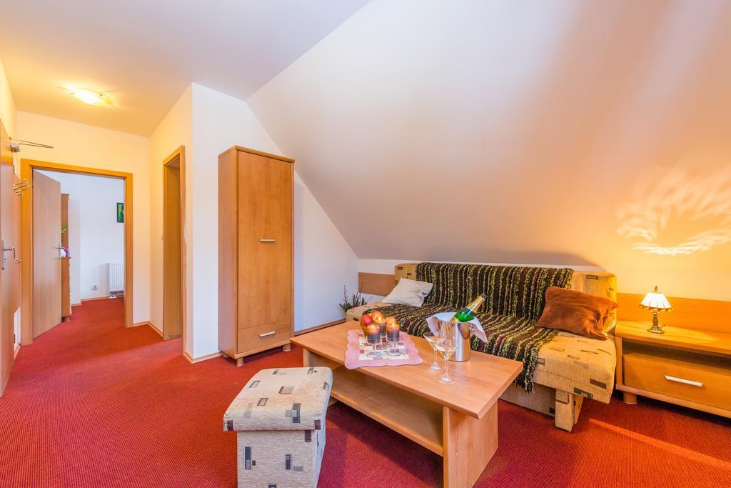 Apartment mit 1 Schlafzimmer (2+2 Erwachsene)