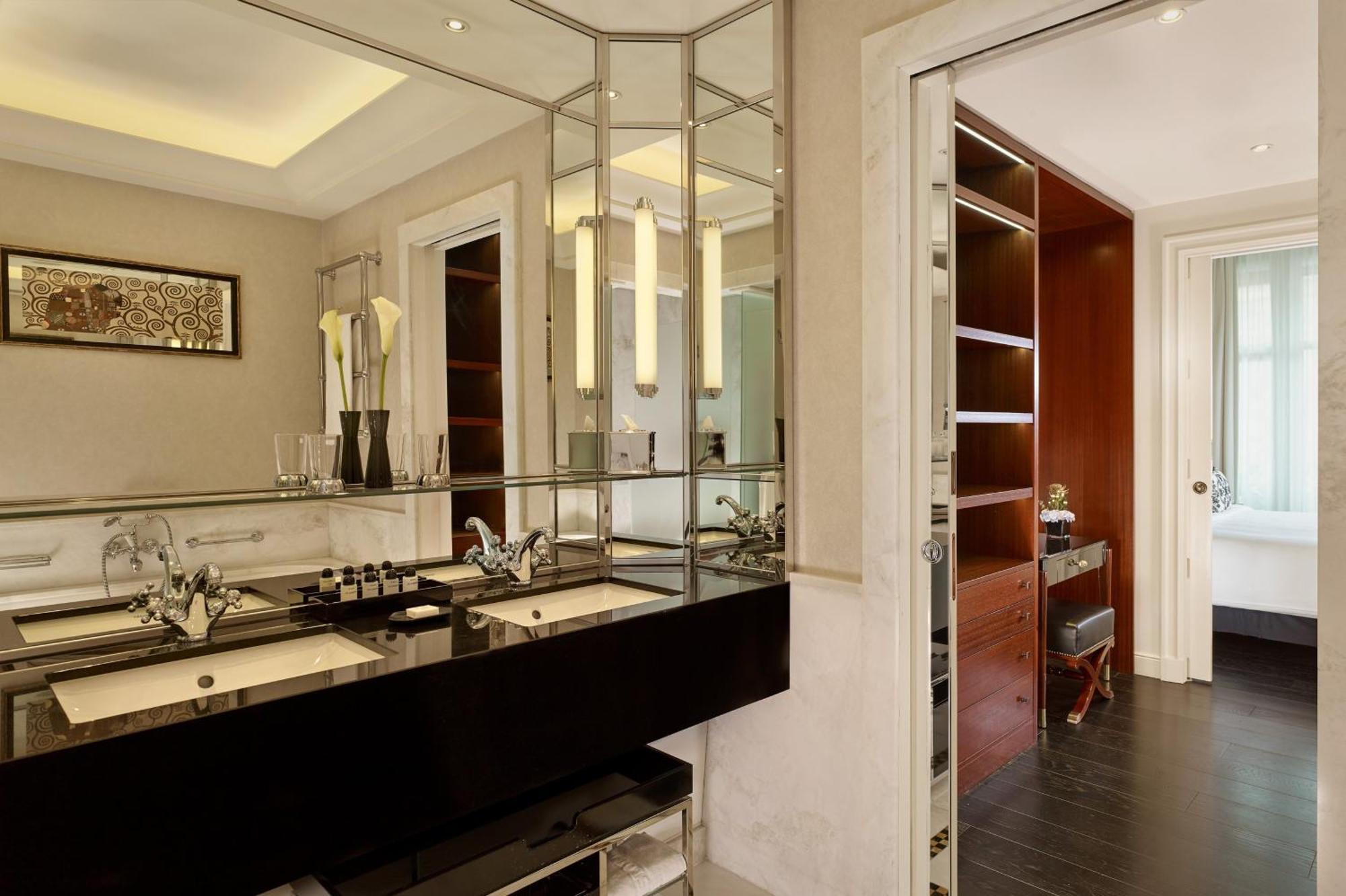 Grand Deluxe King Zimmer