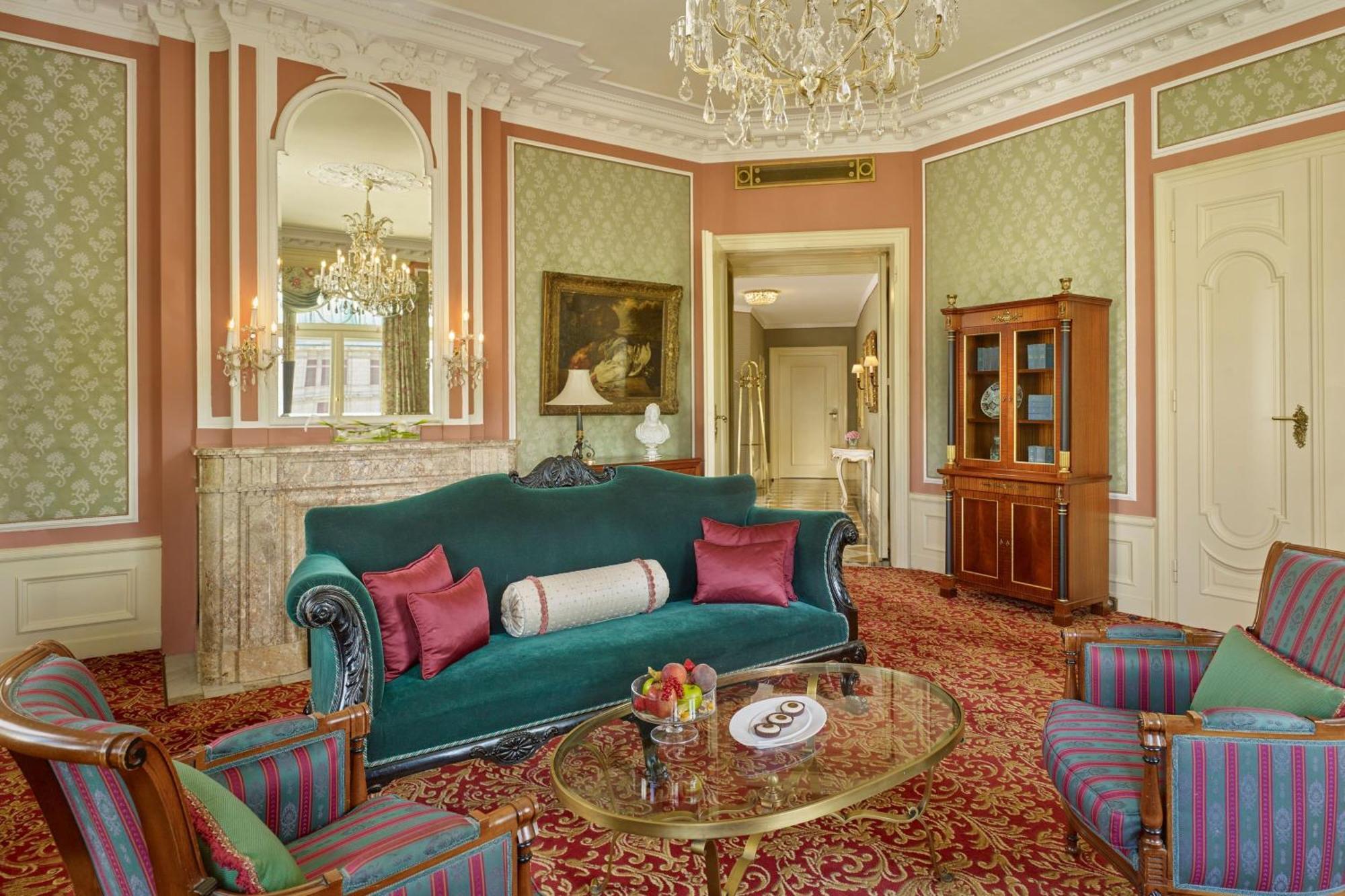 Suite Opera mit 1 Schlafzimmer und Kingsize-Bett