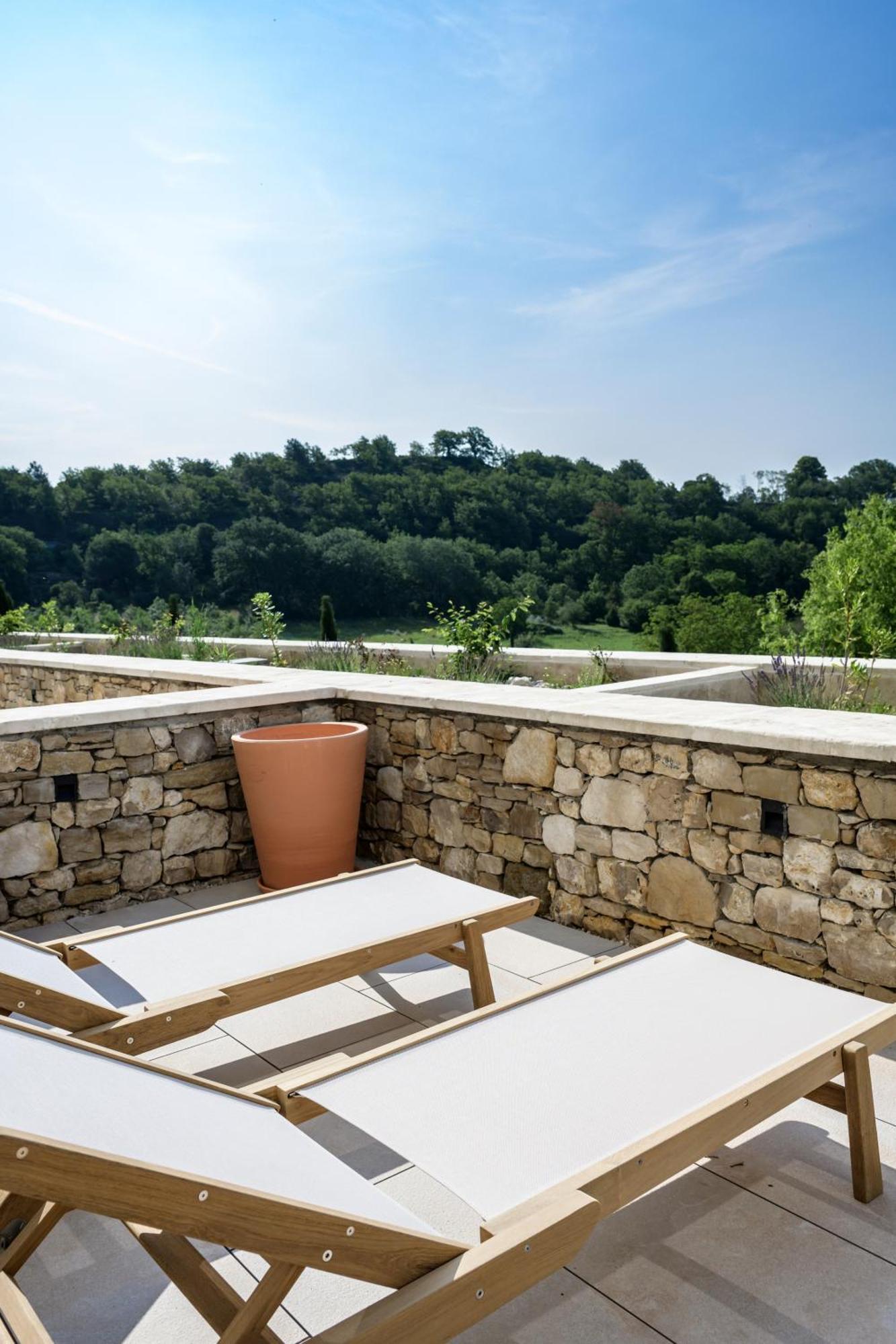 Suite mit Terrasse Meinado