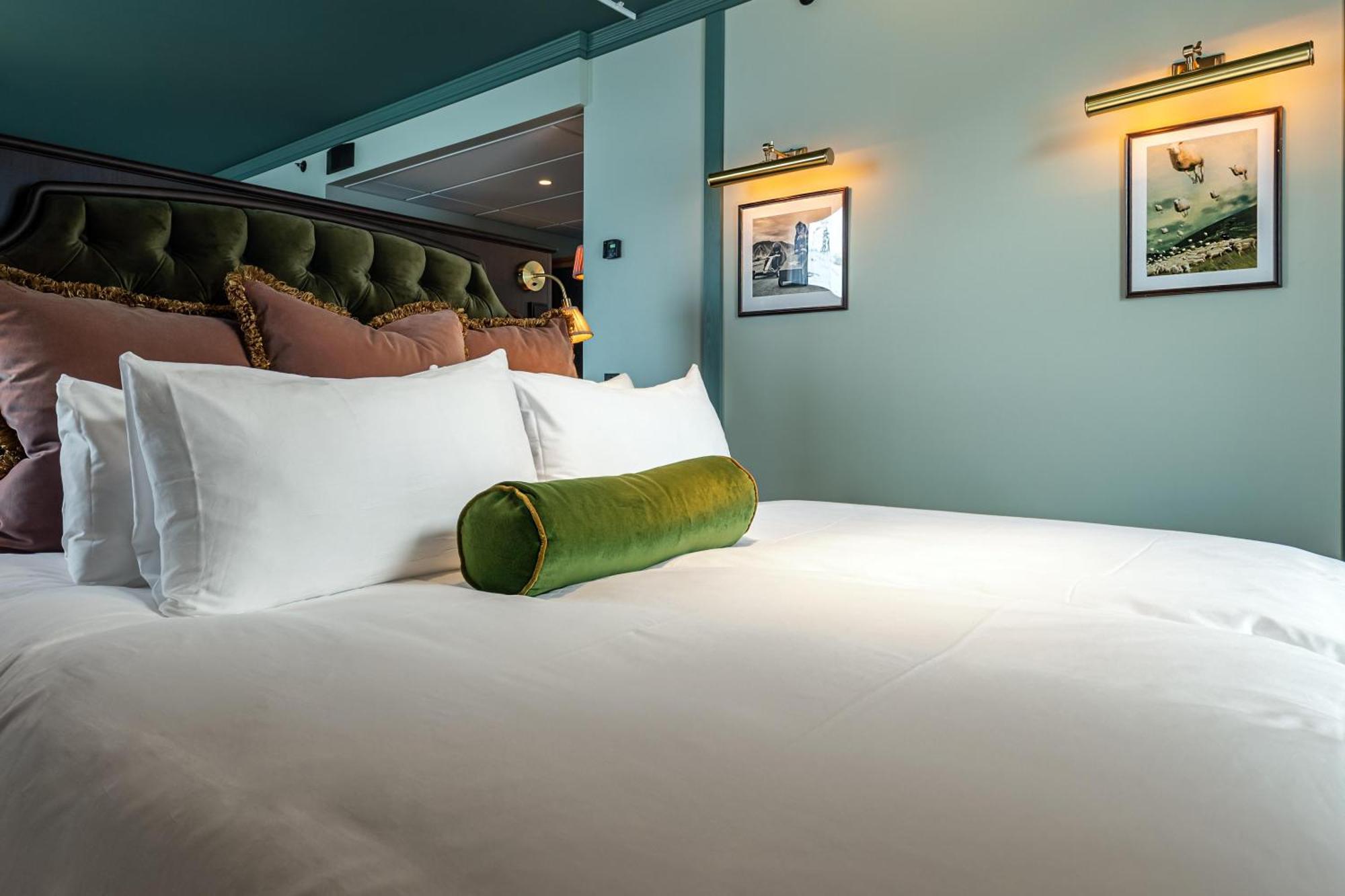 Standard Doppelzimmer mit Bergblick