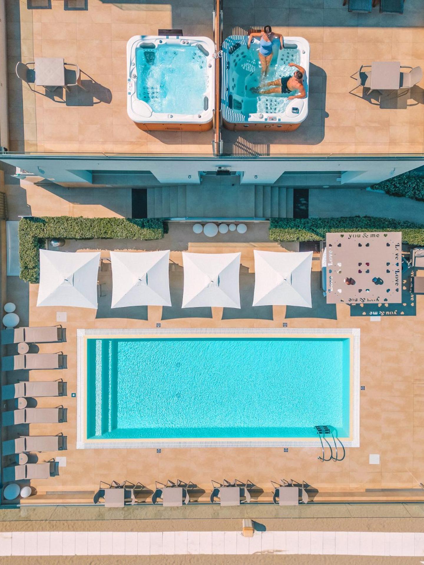 Suite mit Terrasse, Meerblick und Whirlpool