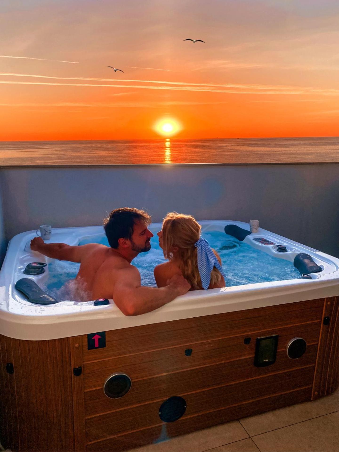 Suite Loft mit Meerblick und Whirlpool