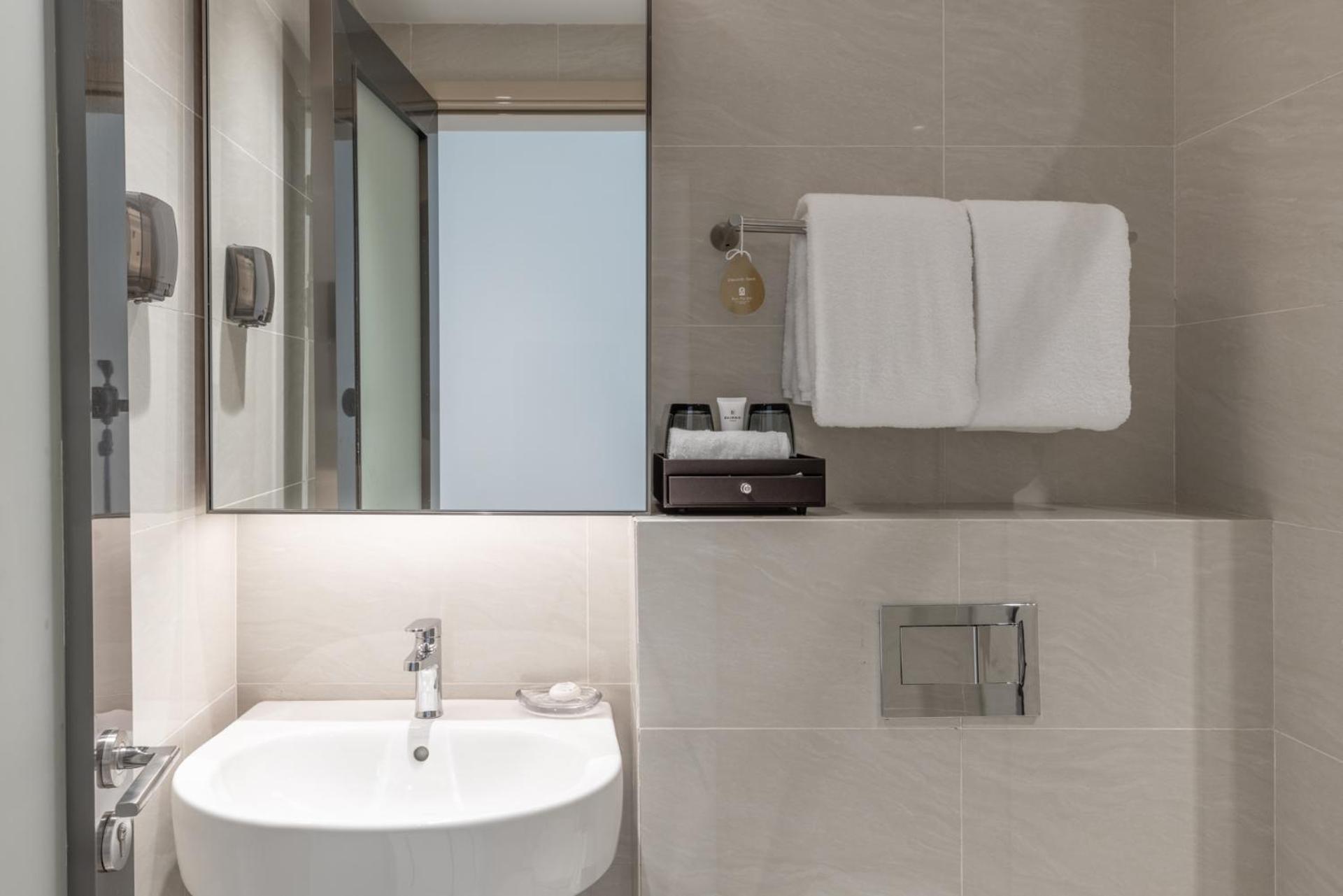 Two Bedroom Suite King and Twin