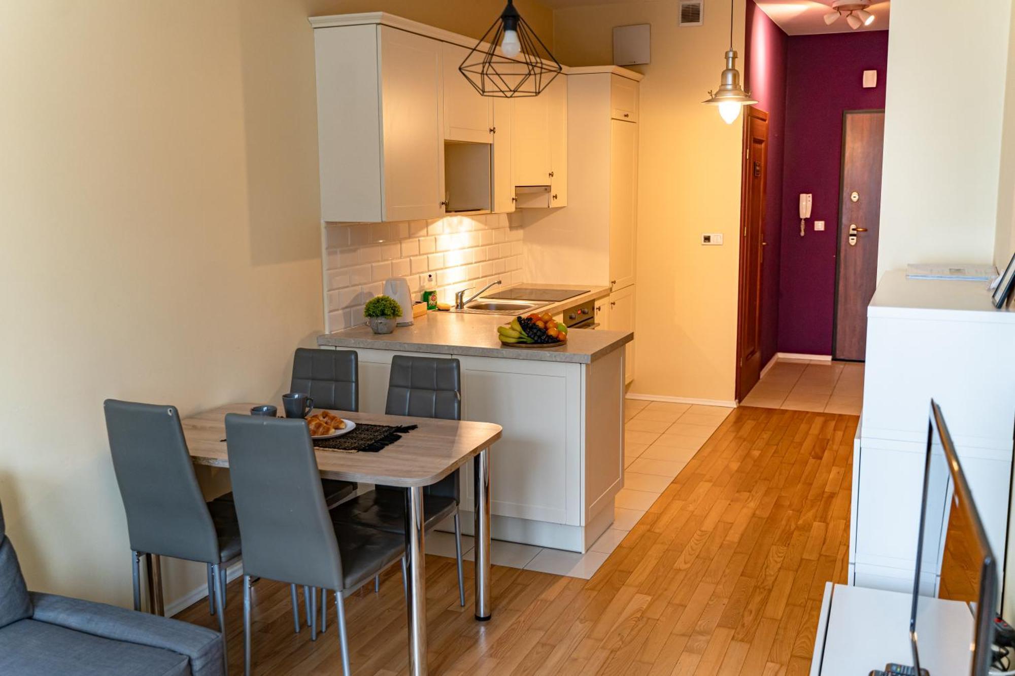 Apartment mit Balkon