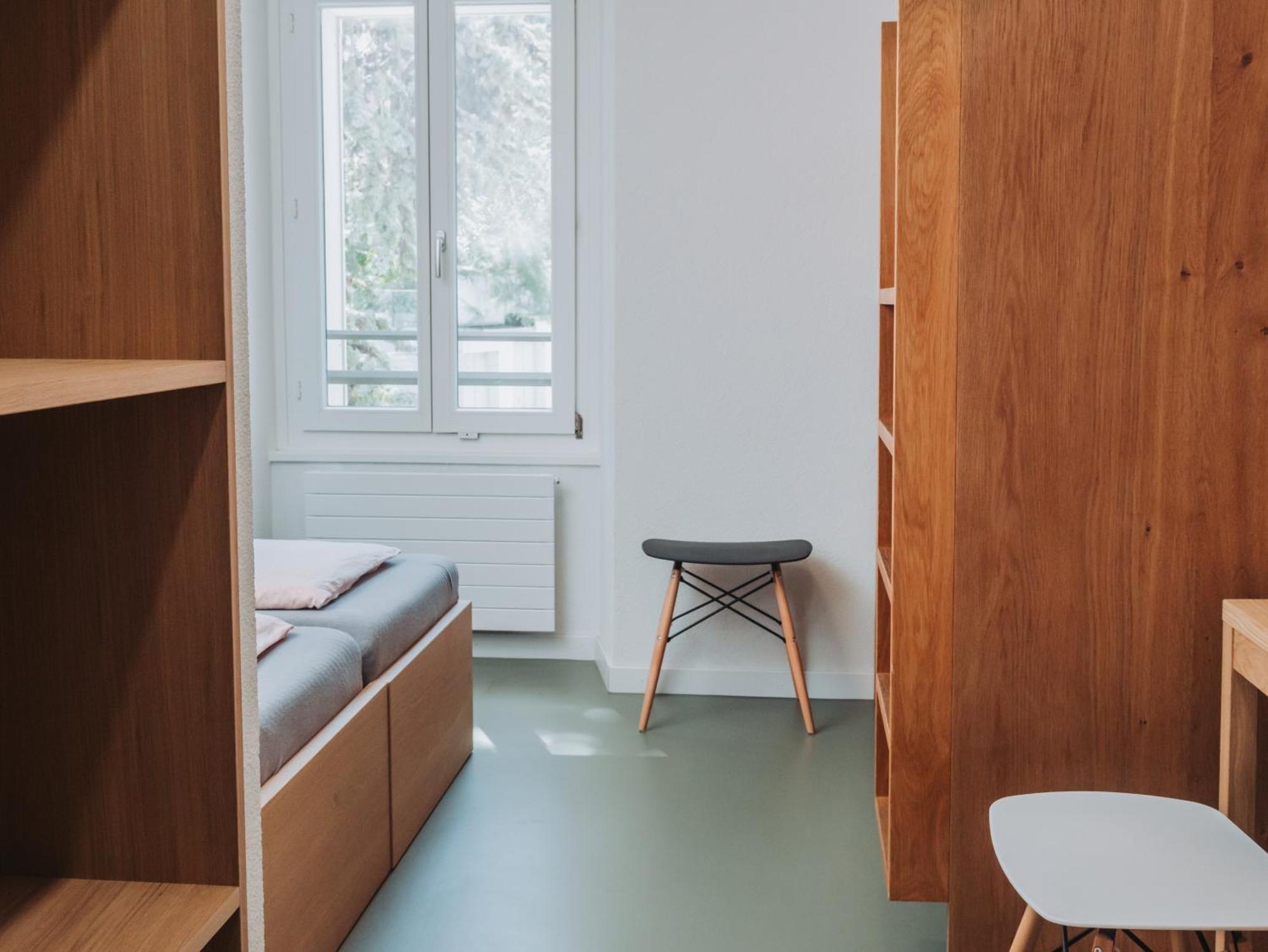 Zweibettzimmer mit Gemeinschaftsbad