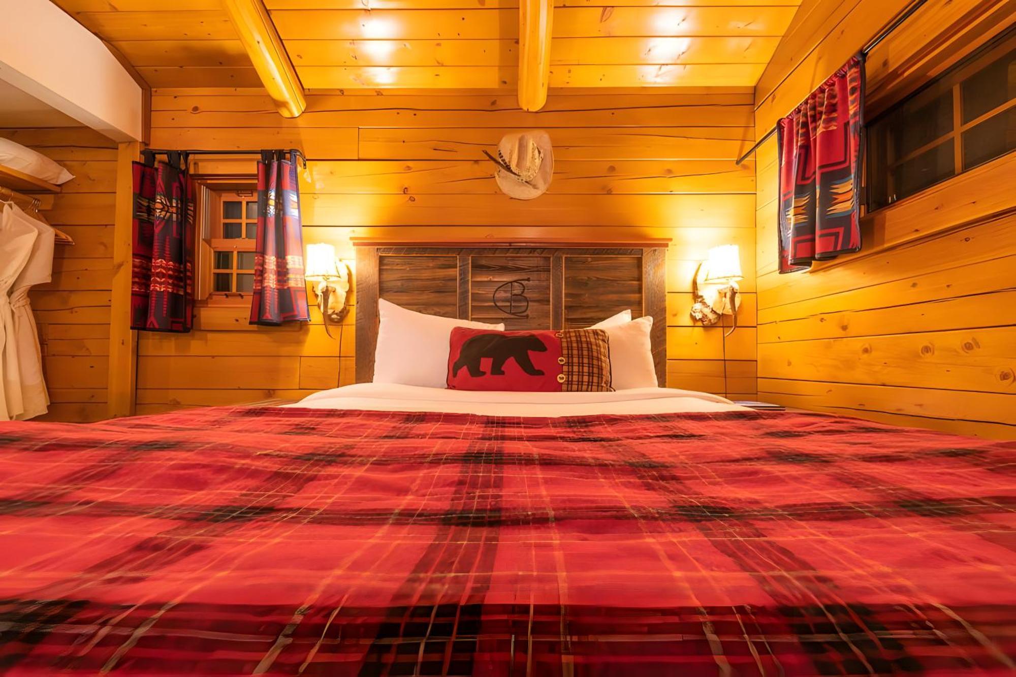 Hütte mit Queensize-Bett