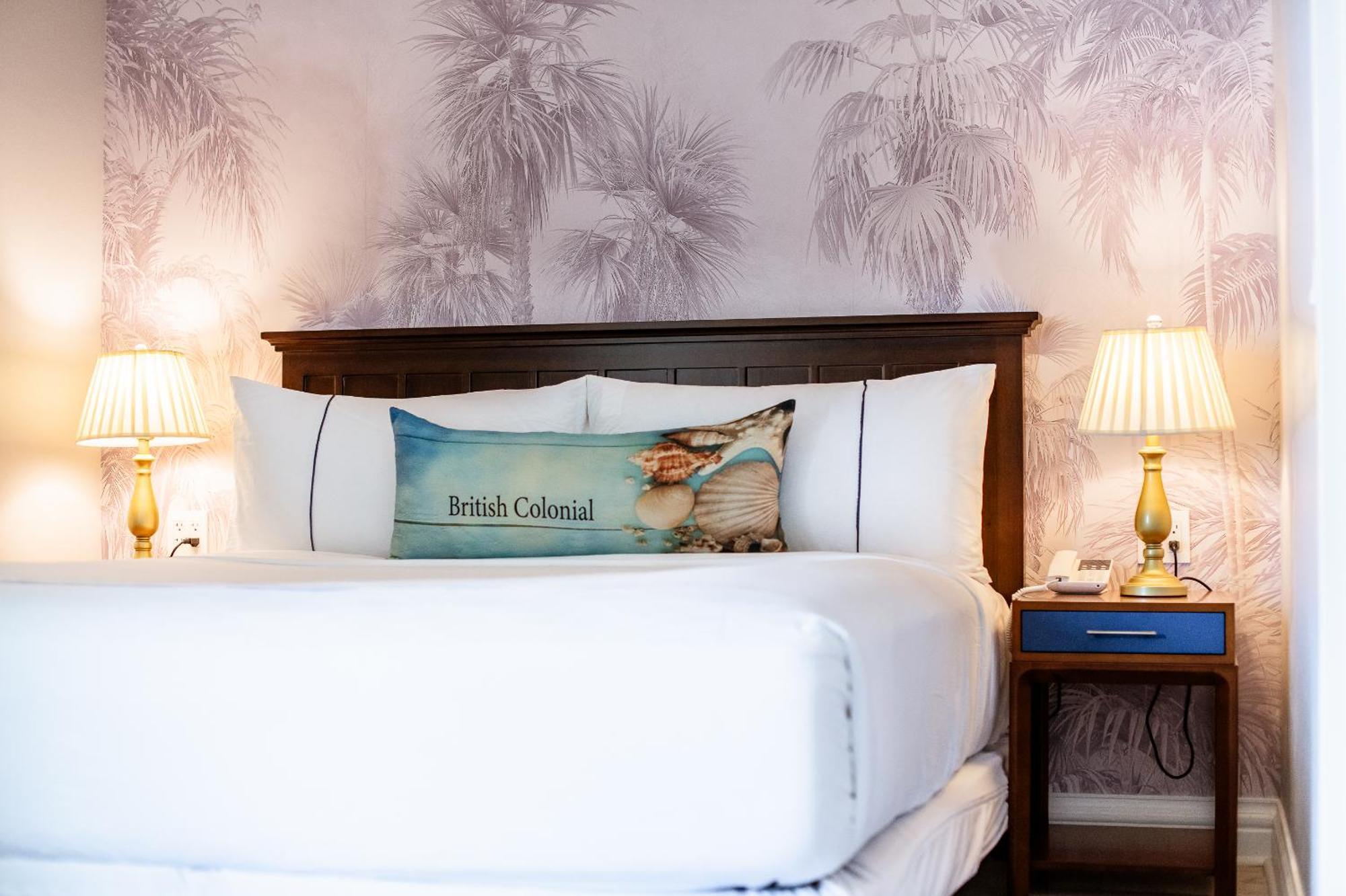 Zimmer mit Queensize-Bett und Meerblick