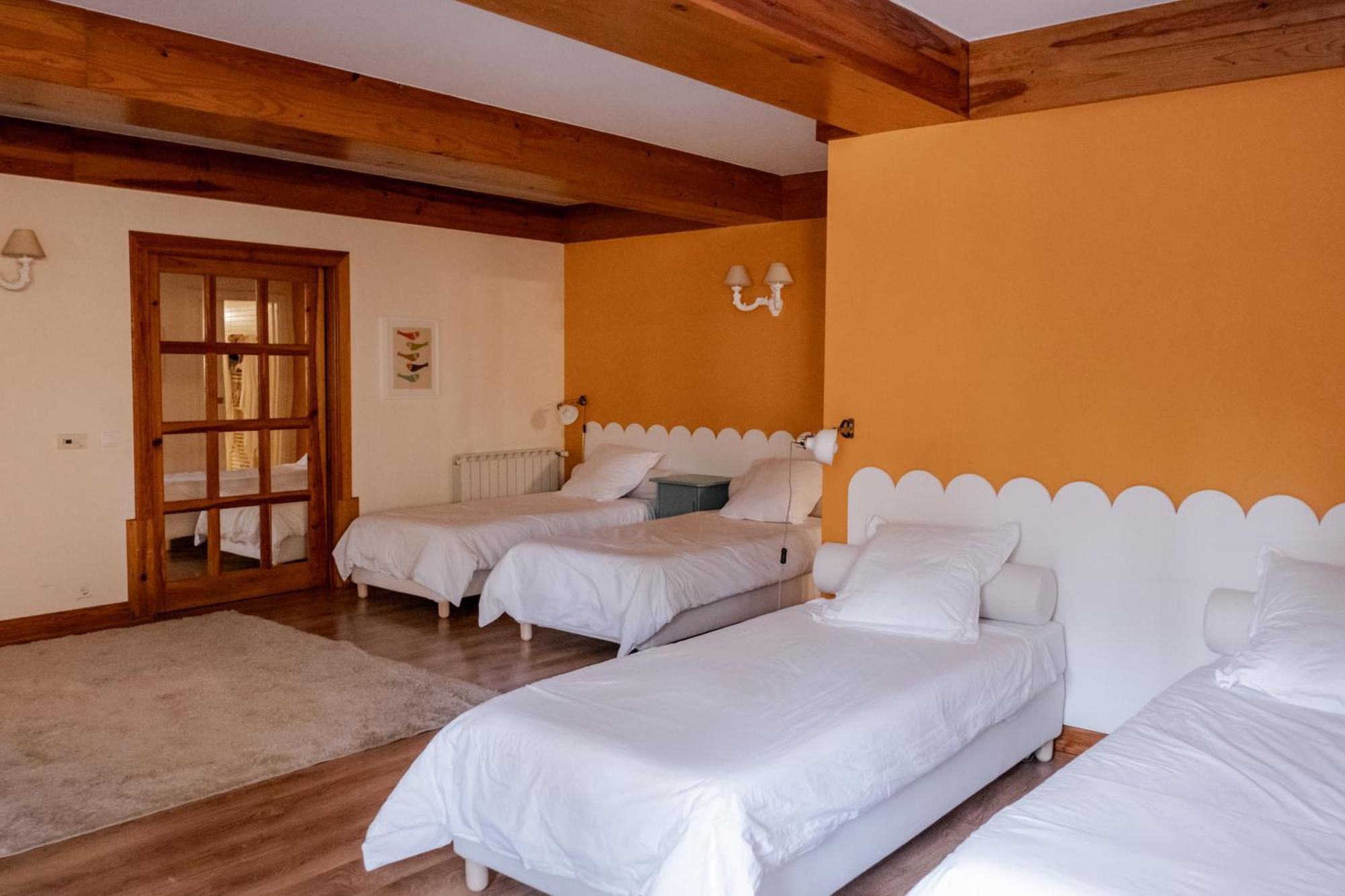 Vierbettzimmer mit Bad