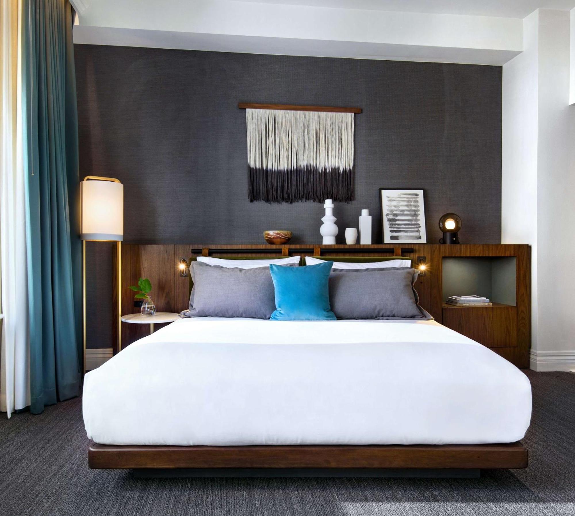 Deluxe Zimmer mit Kingsize-Bett
