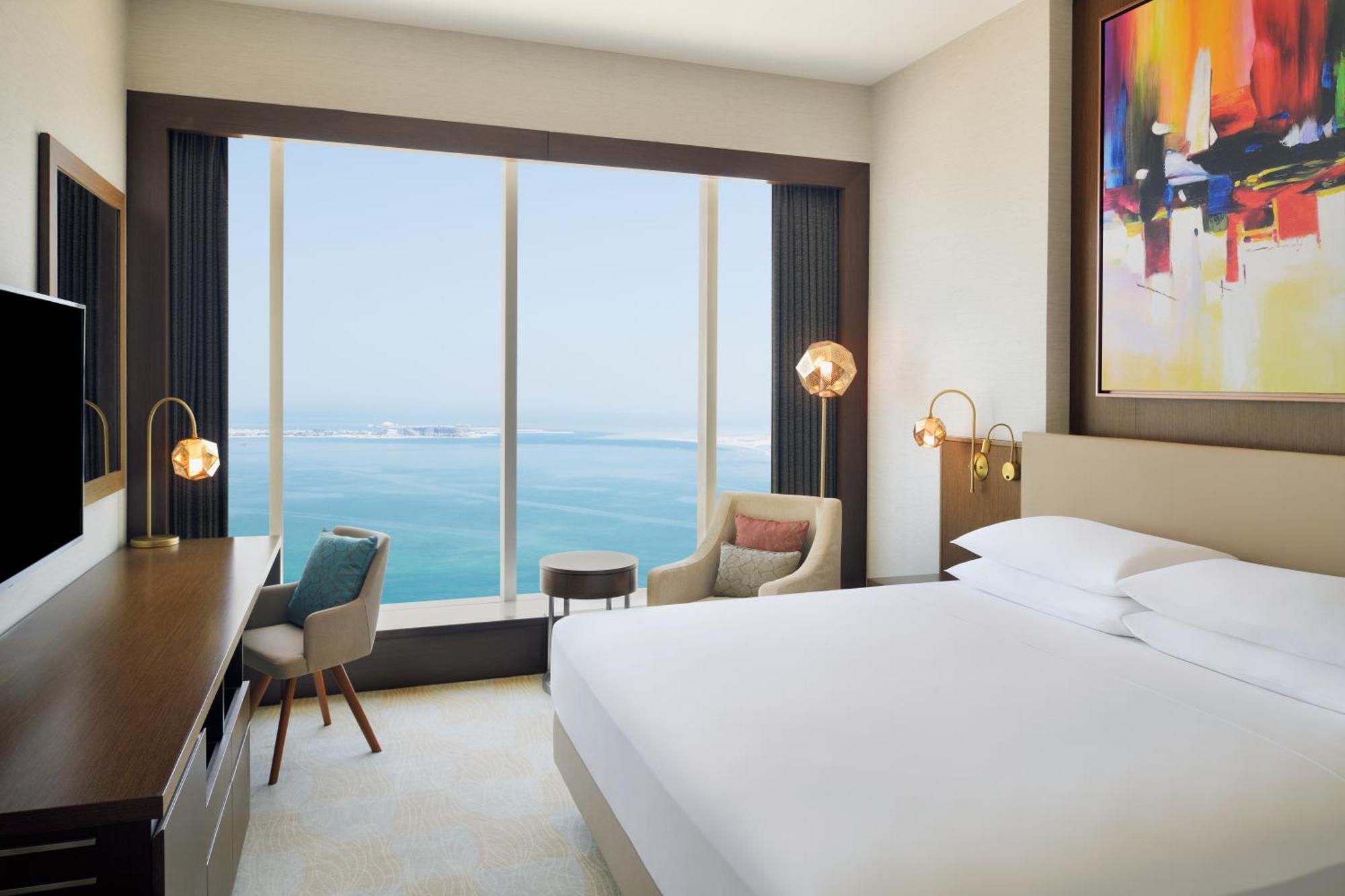 Junior Suite King, Partial Sea View, Executive Lounge and Beach Access