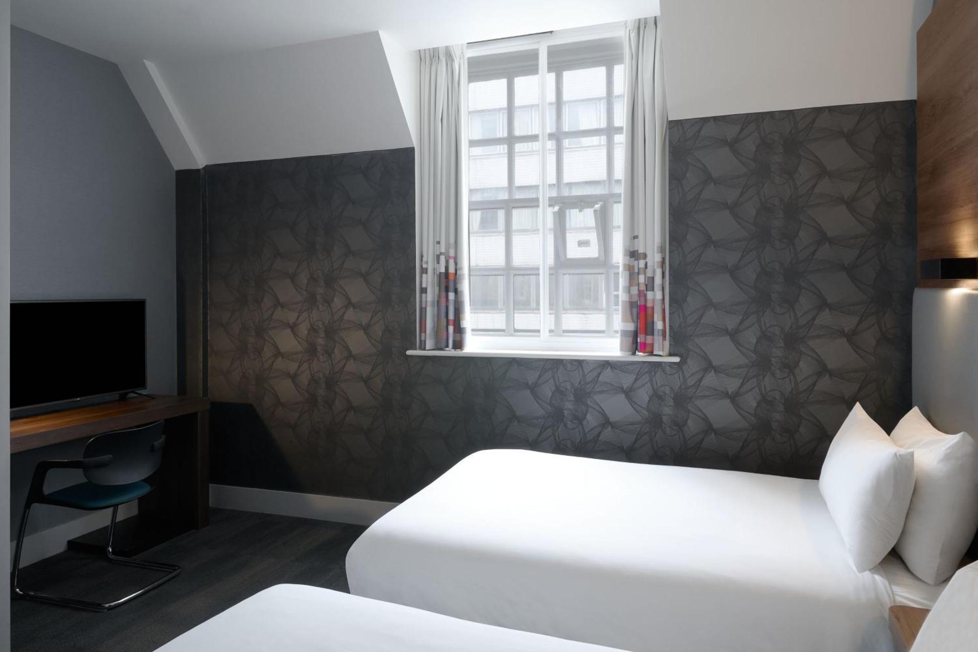 Zweibettzimmer Aloft mit 2 Einzelbetten