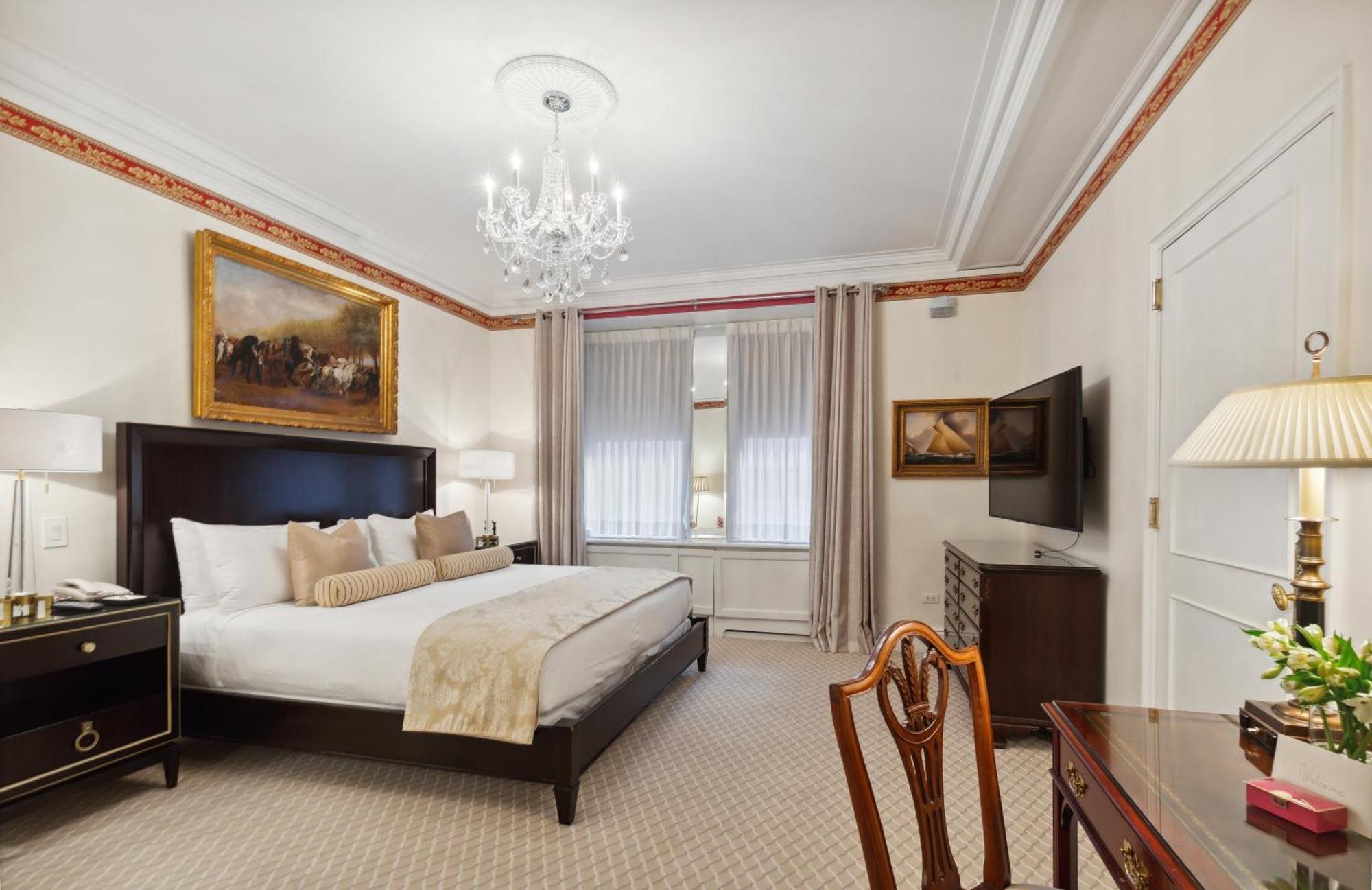 Zimmer mit Kingsize-Bett auf der Innenseite - barrierefrei