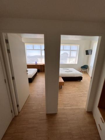 Vierbettzimmer mit Gemeinschaftsbad
