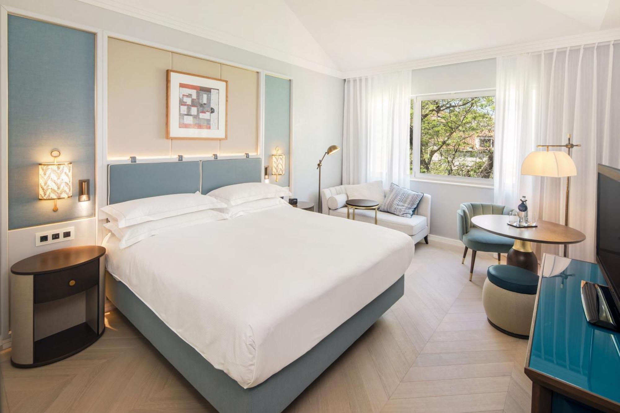 Superior Zimmer mit Kingsize-Bett