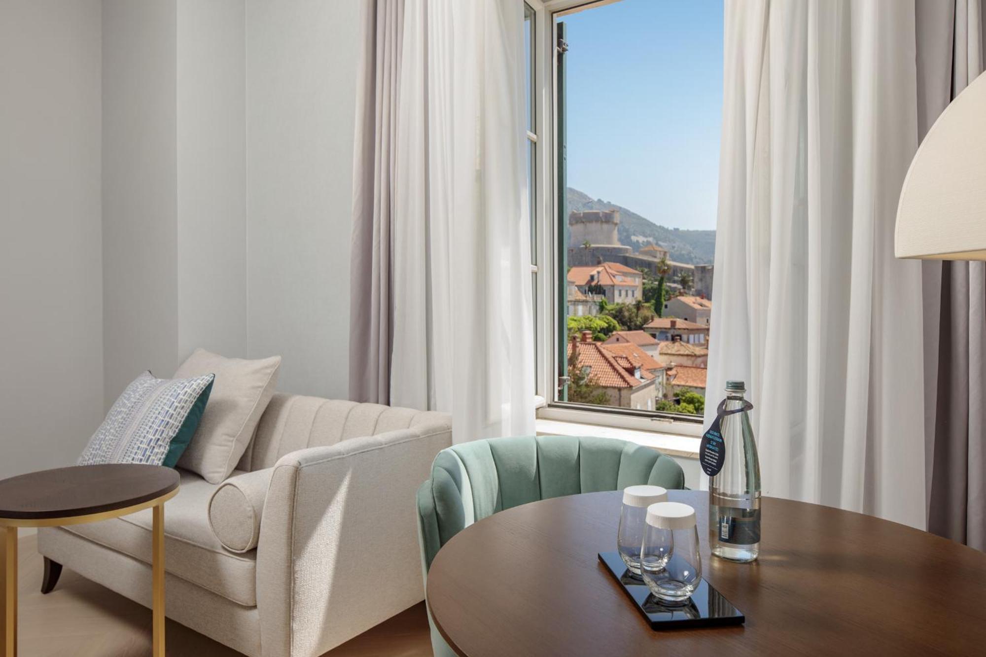 Zweibettzimmer mit Meerblick