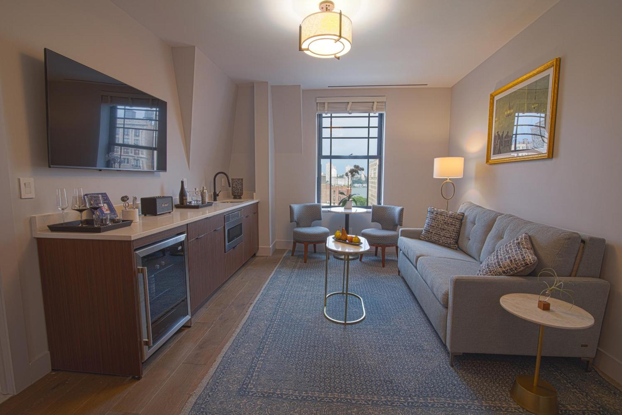 Hudson Suite mit 2 Schlafzimmern, 1 Kingsize-Bett, 2 Doppelbetten und Schlafsofa
