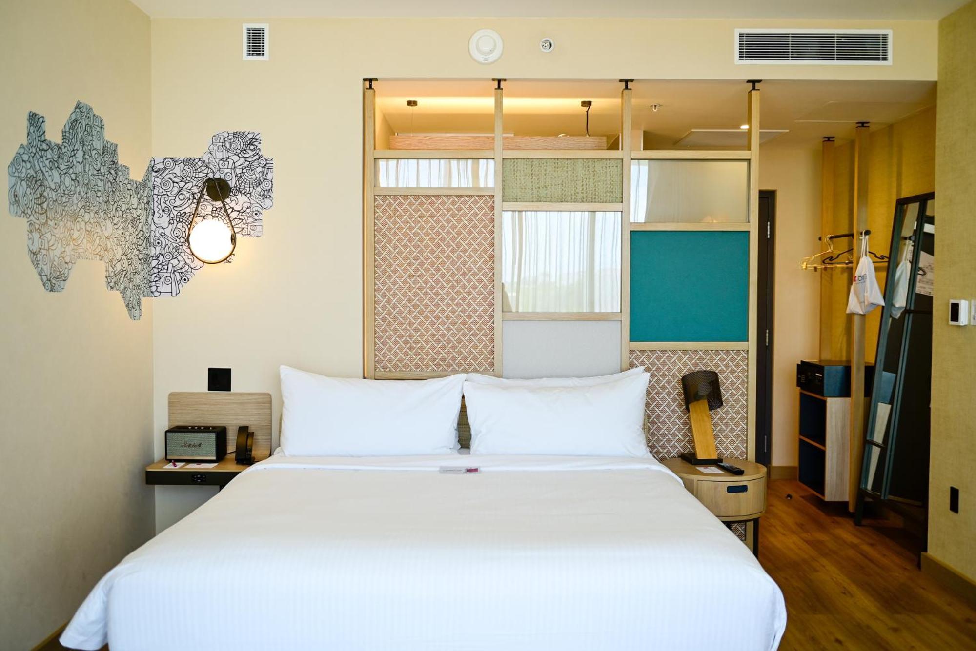 Zimmer Aloft mit 1 Kingsize-Bett