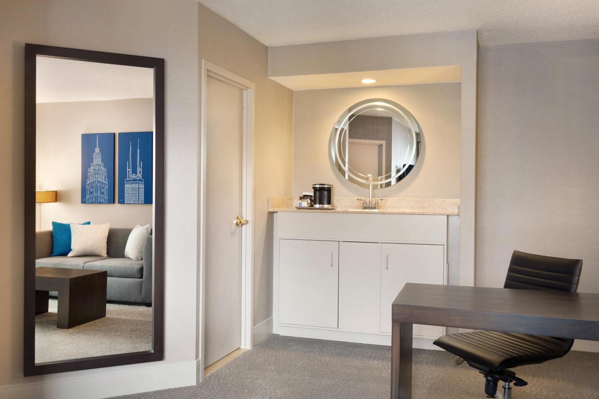 Suite mit 1 Schlafzimmer und Kingsize-Bett - barrierefrei Badewanne