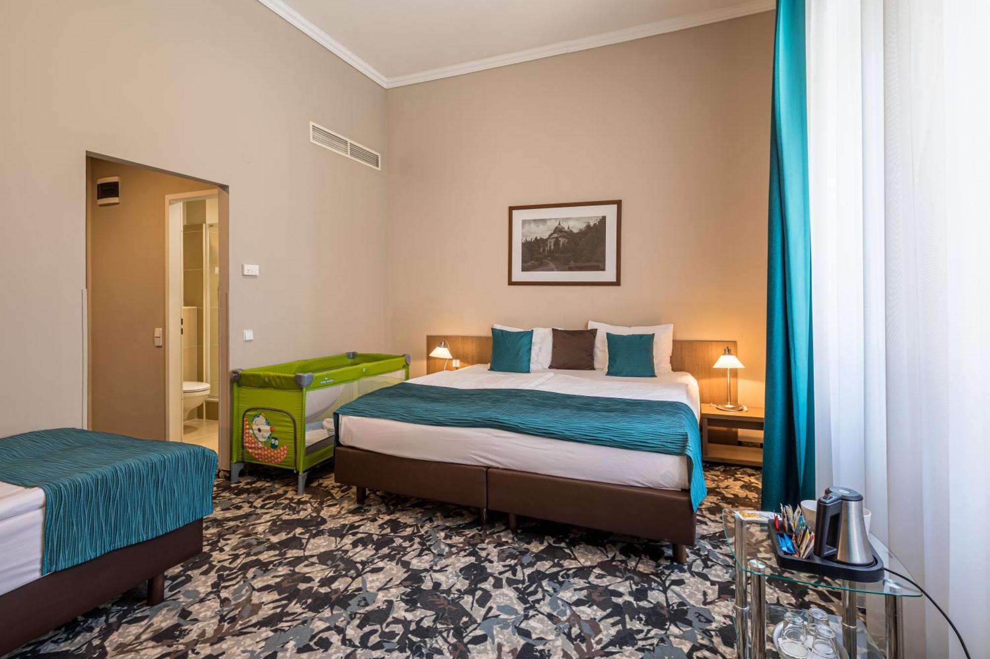 Dreibettzimmer