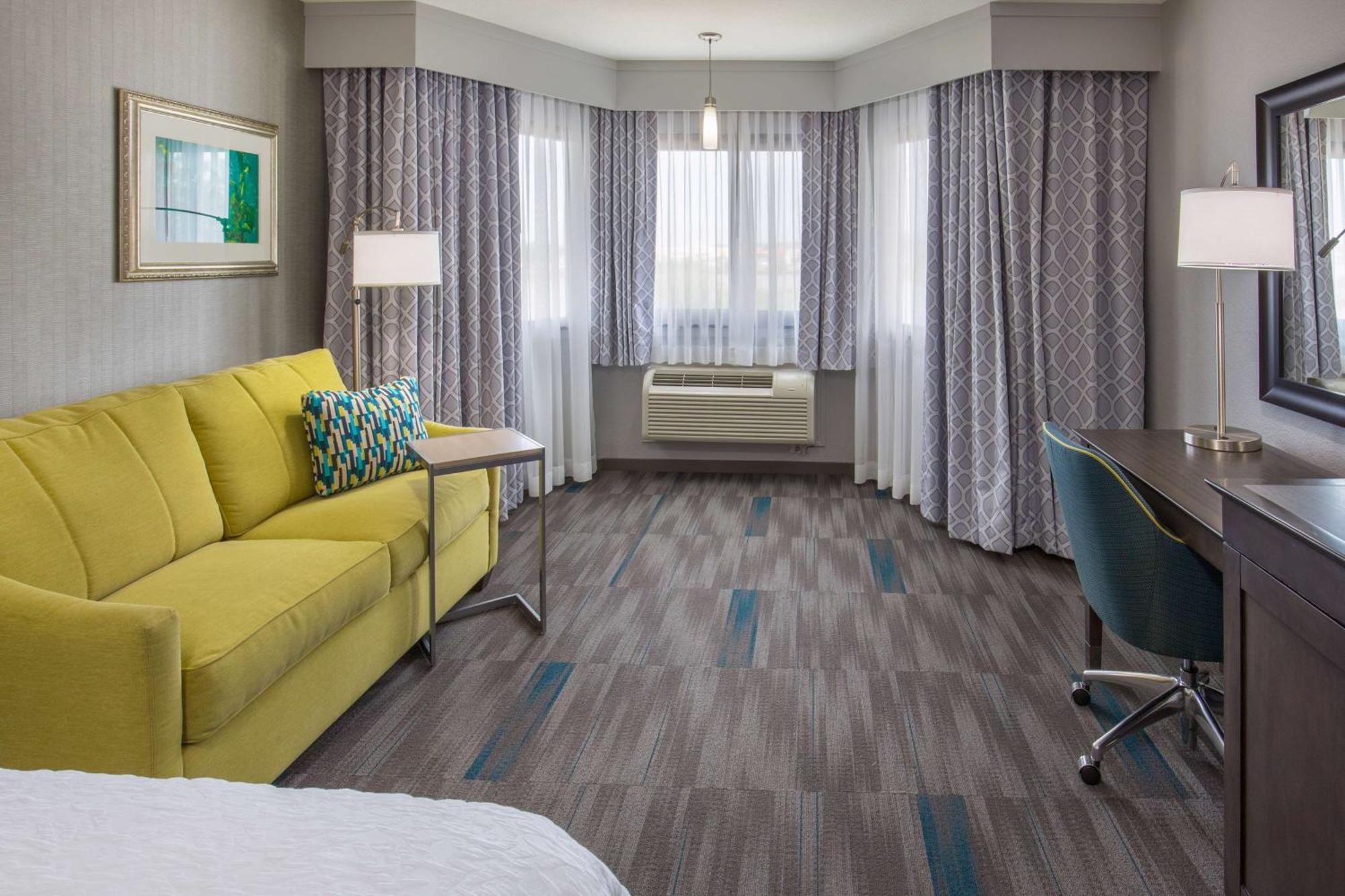 King Room Sofa Bed Lake View