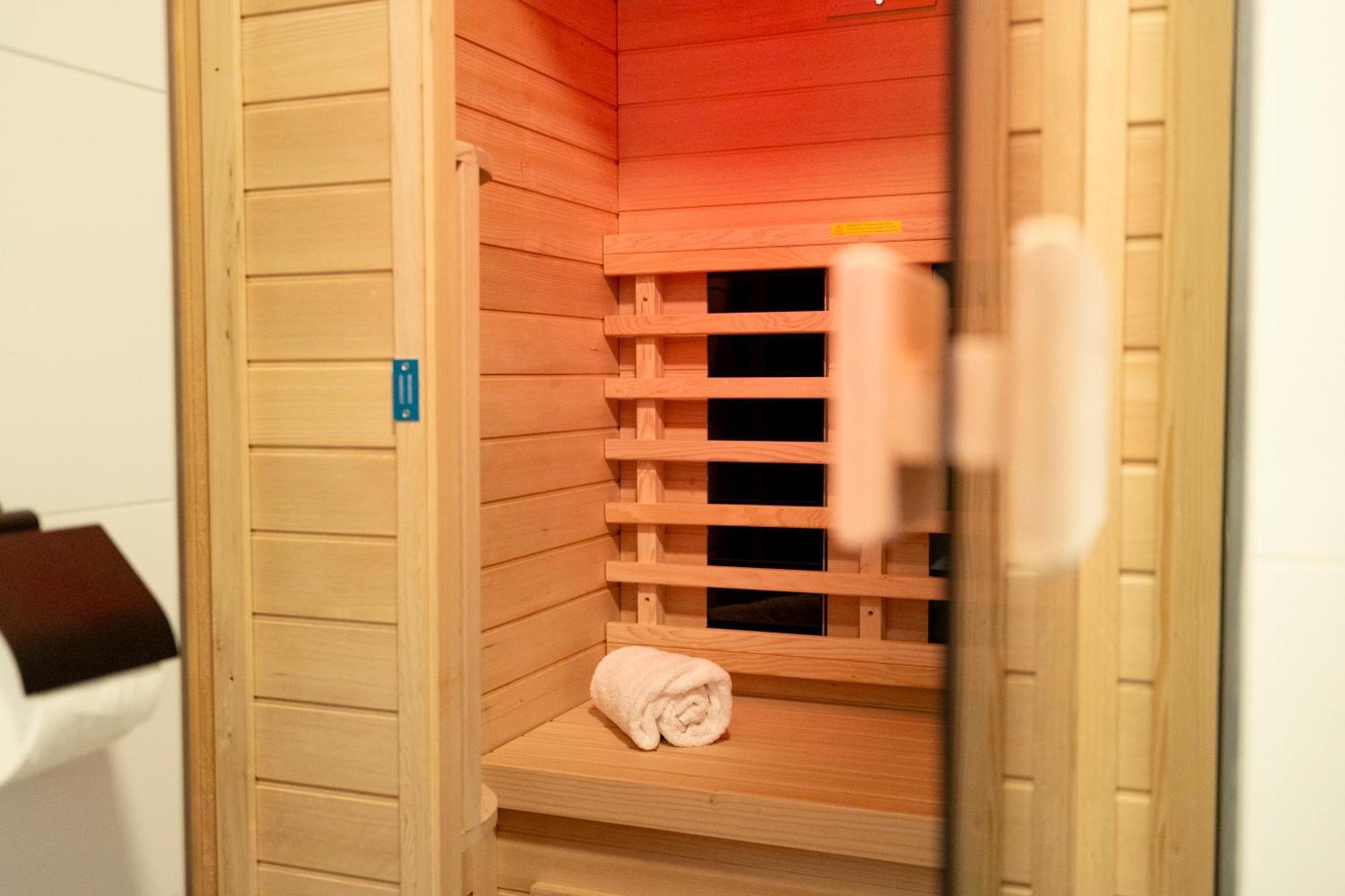 Ferienwohnung mit 3 Schlafzimmern, Sauna und Whirlpool