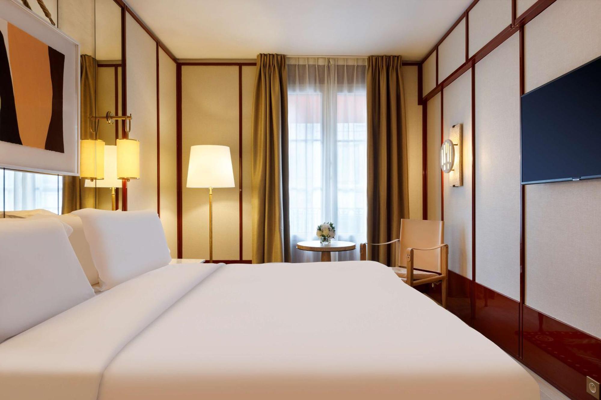 Deluxe Zimmer mit Kingsize-Bett