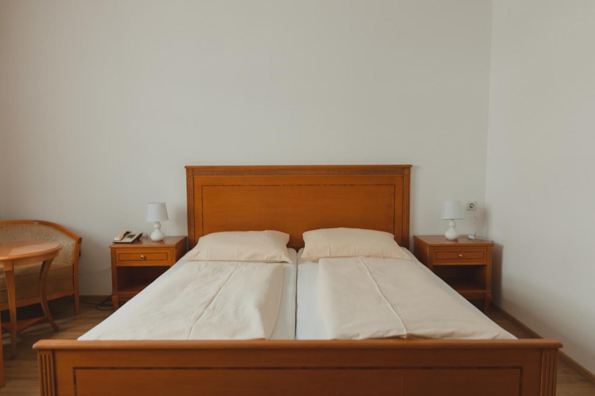 Comfort Doppel-/Zweibettzimmer