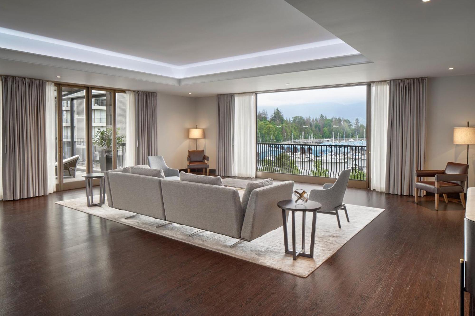 Suite mit 2 Schlafzimmern und Berg- und Hafenblick