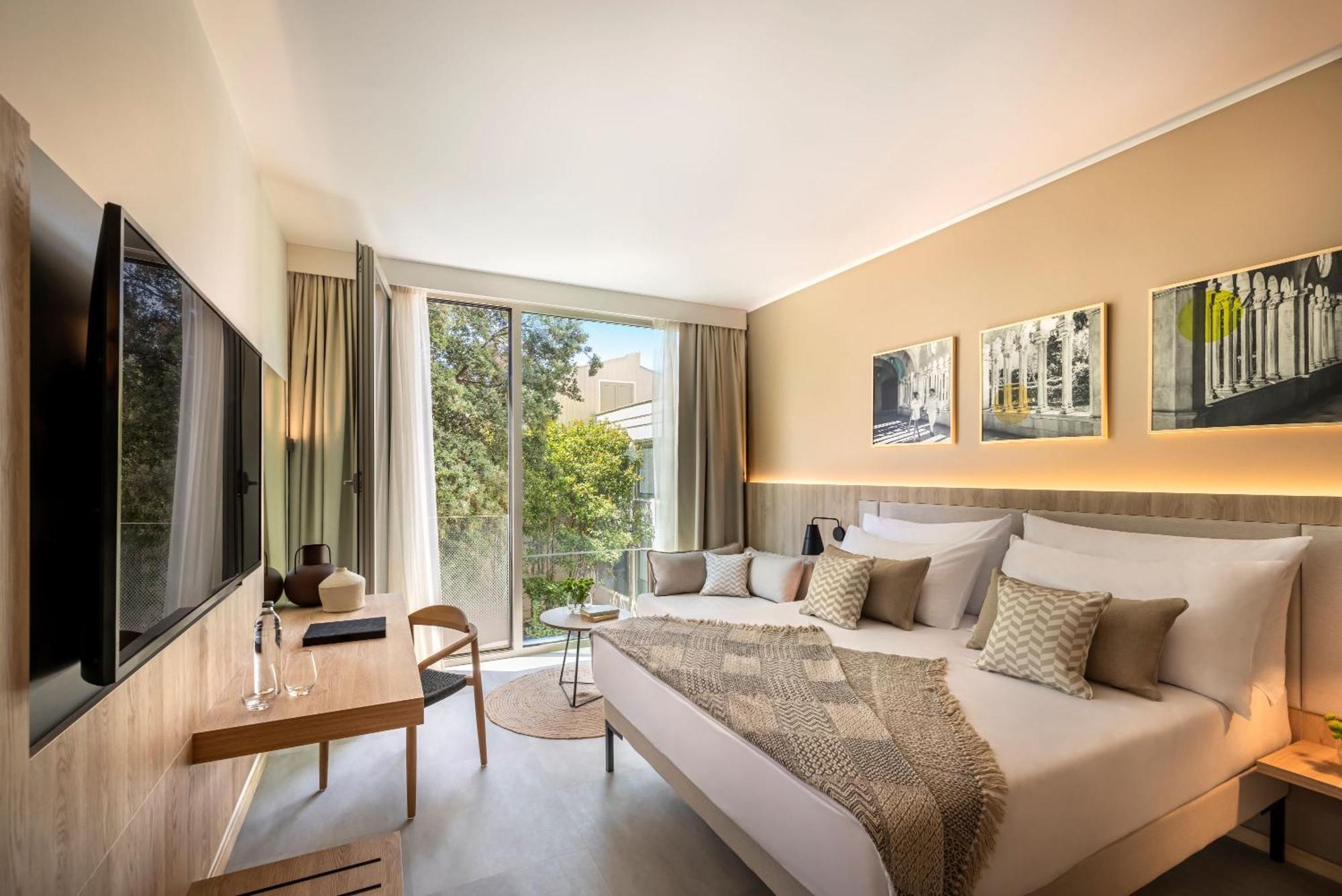 Angebot Standard Zweibettzimmer mit Parkblick - kostenloser Flughafentransfer