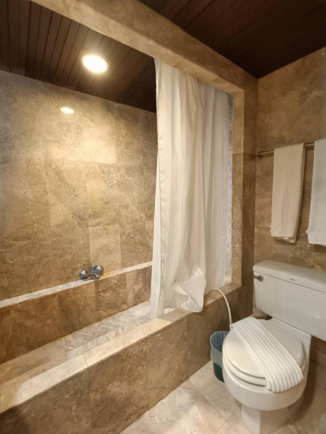 Deluxe Dreibettzimmer