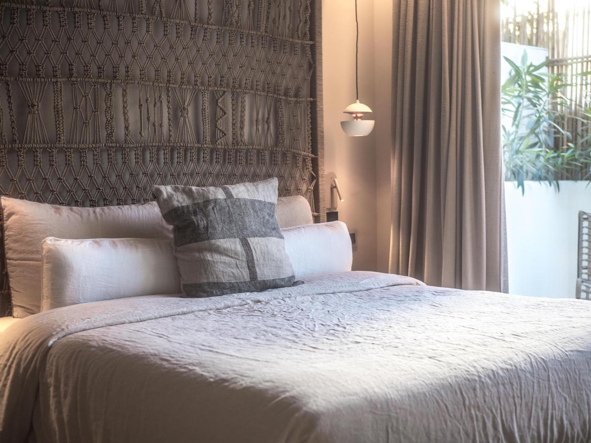 Superior Doppelzimmer mit Terrasse und Whirlpool-Badewanne
