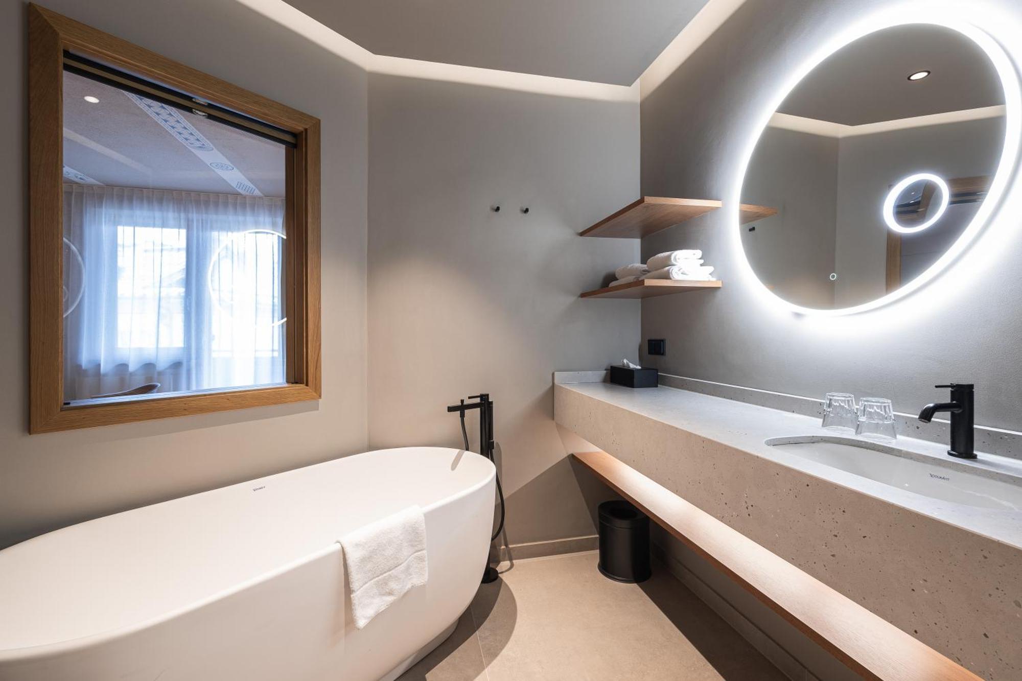 Deluxe Junior Suite