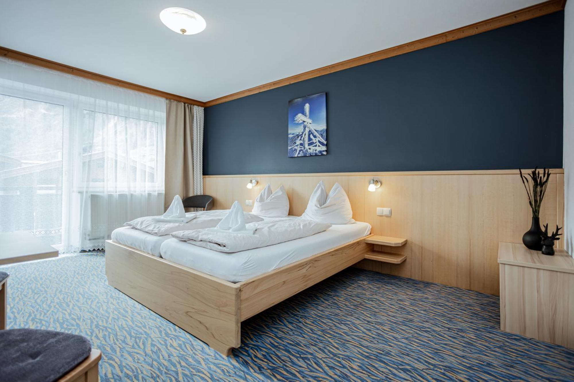 Doppelzimmer mit Gartenblick