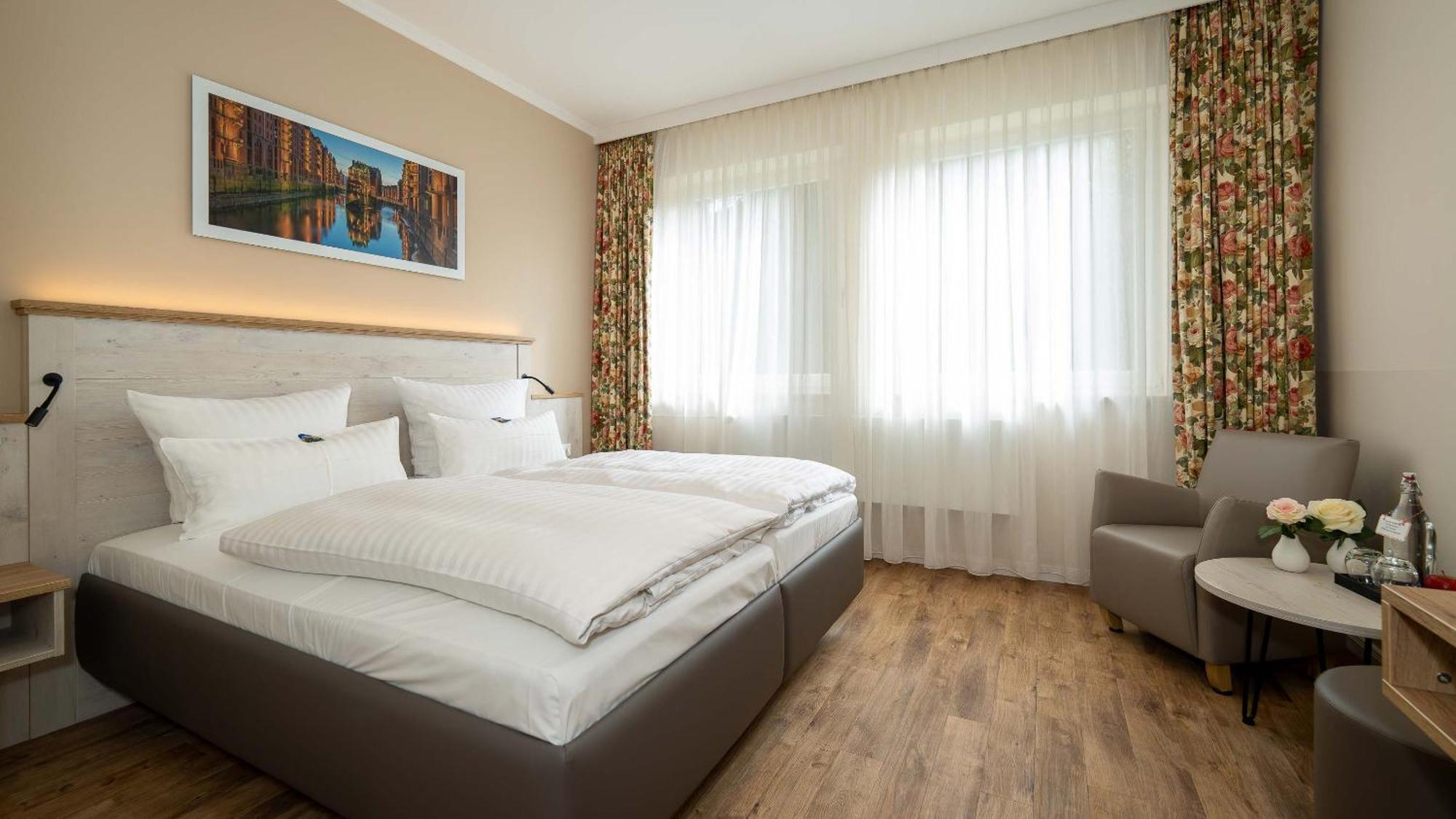 Doppelzimmer mit Gartenblick