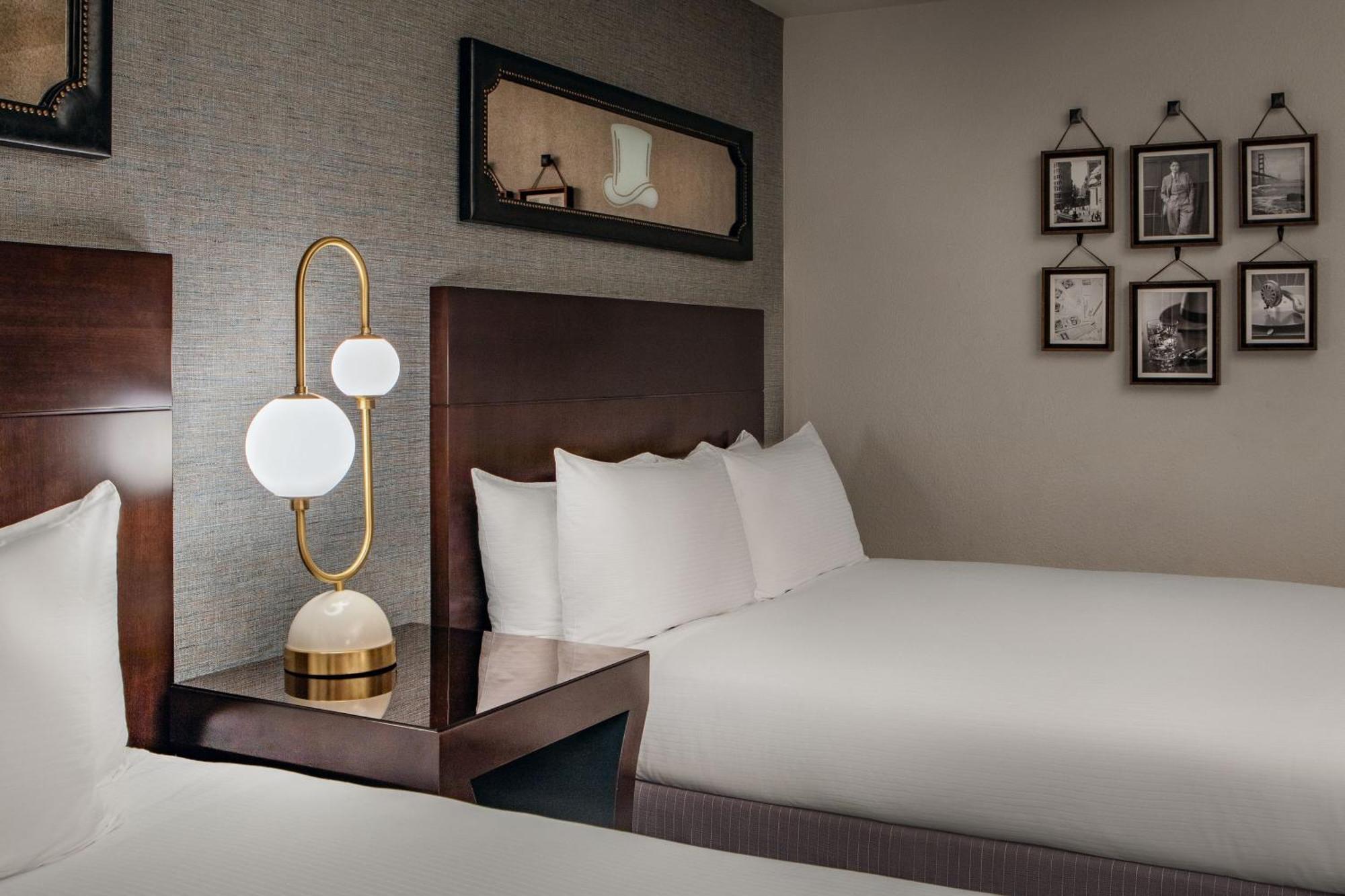 Deluxe Zimmer mit 2 Queensize-Betten