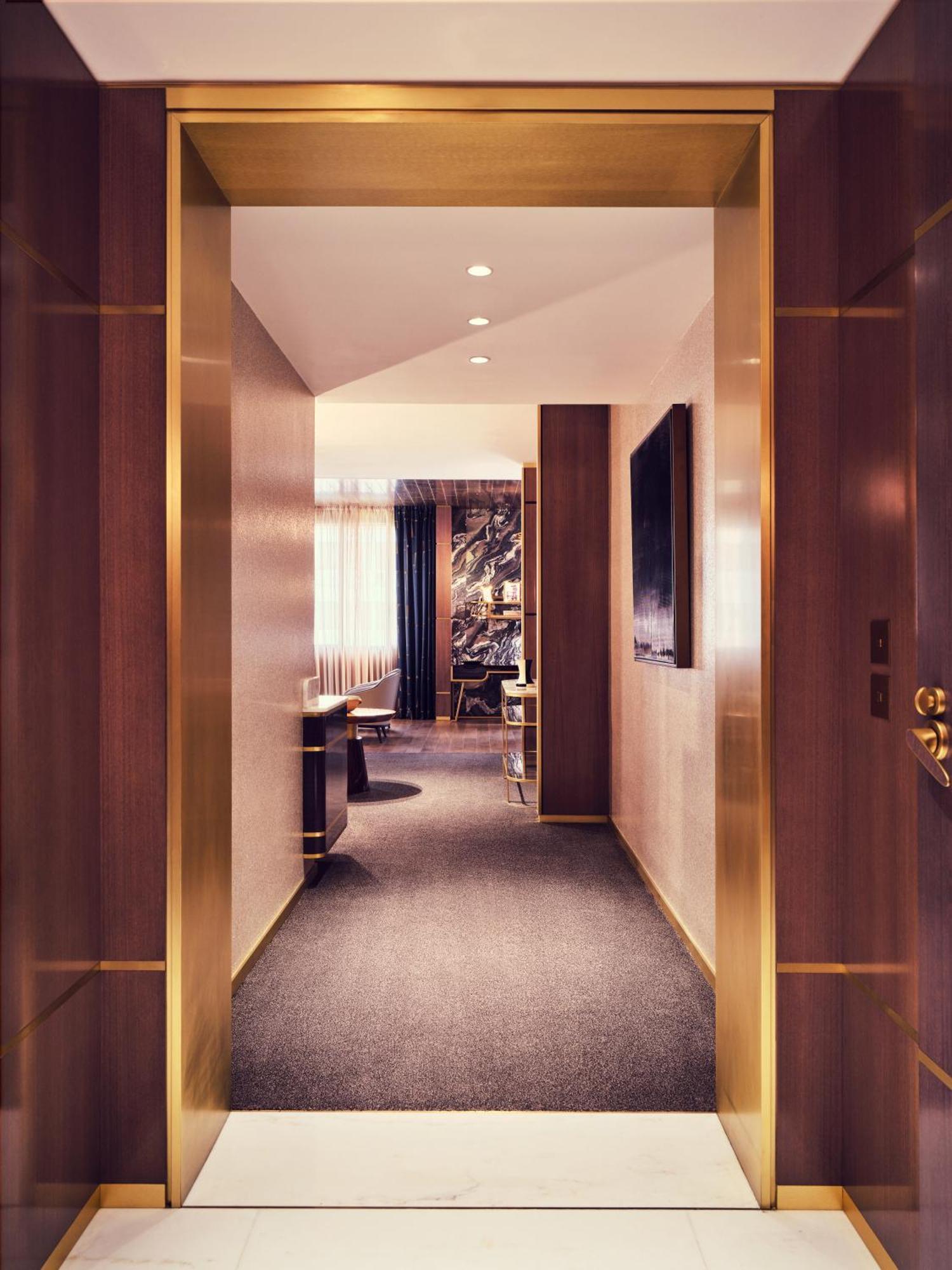 Deluxe Junior Suite
