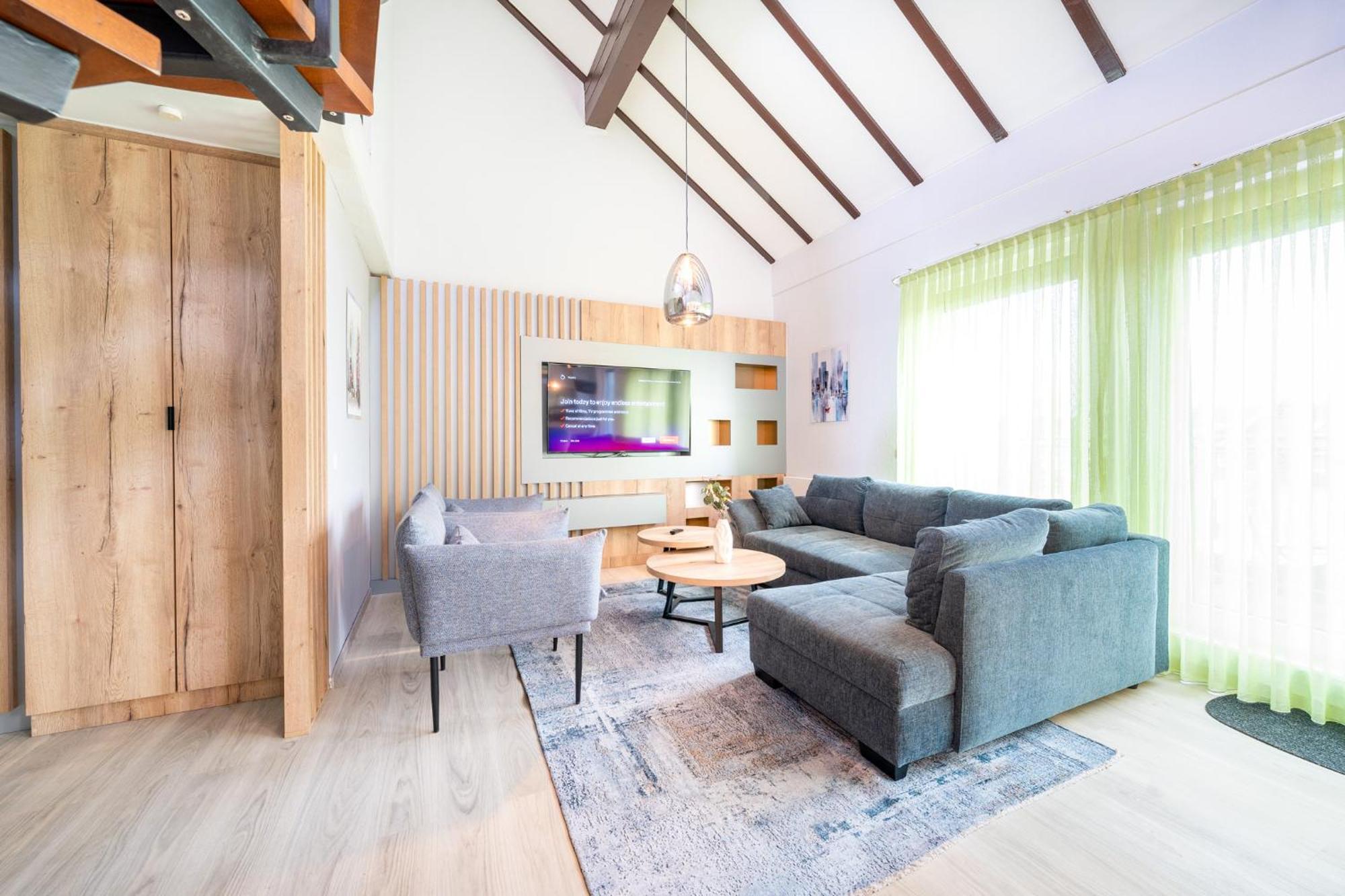 PENTHOUSE 504 mit Balkon (bis 10 Personen)