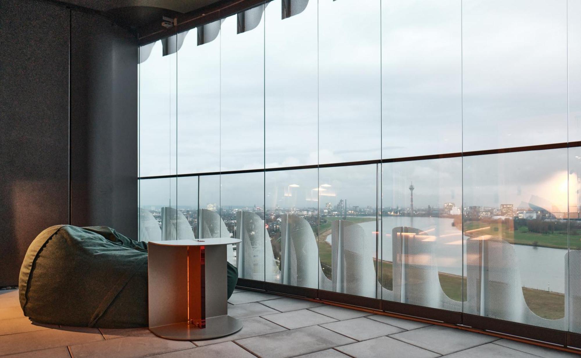 Superior Studio mit Balkon
