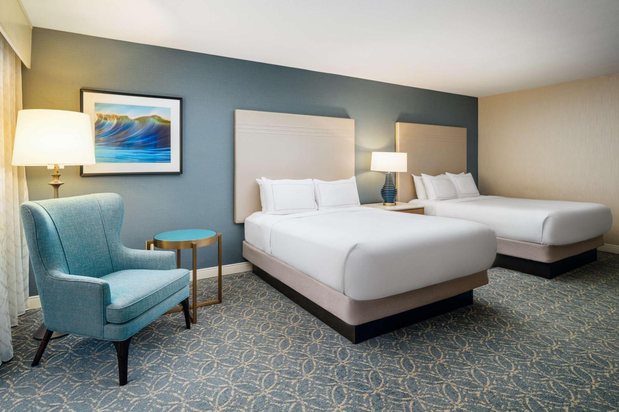 Queen Room Two Queen Beds Patio or Balcony Ocean View