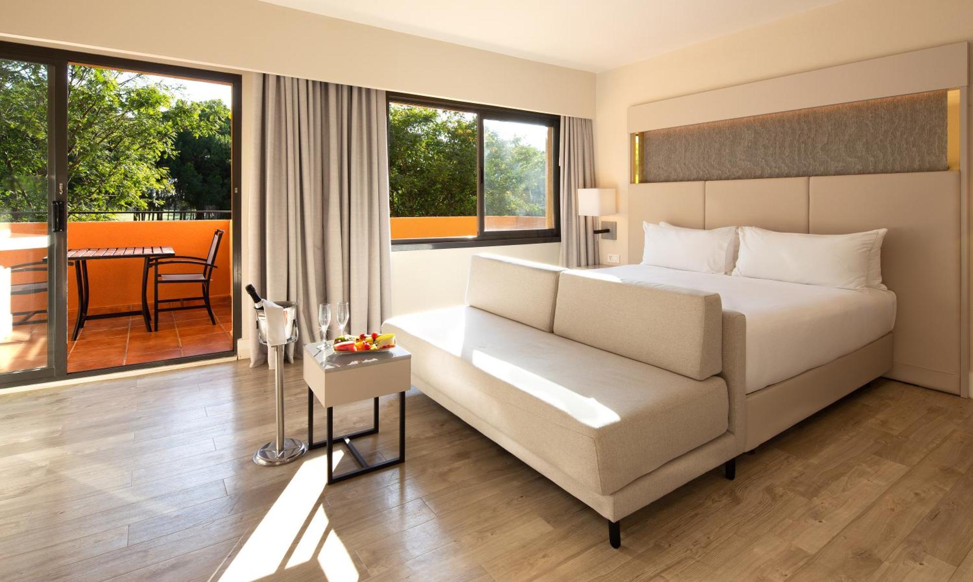 Deluxe Zimmer mit Kingsize-Bett - barrierefrei