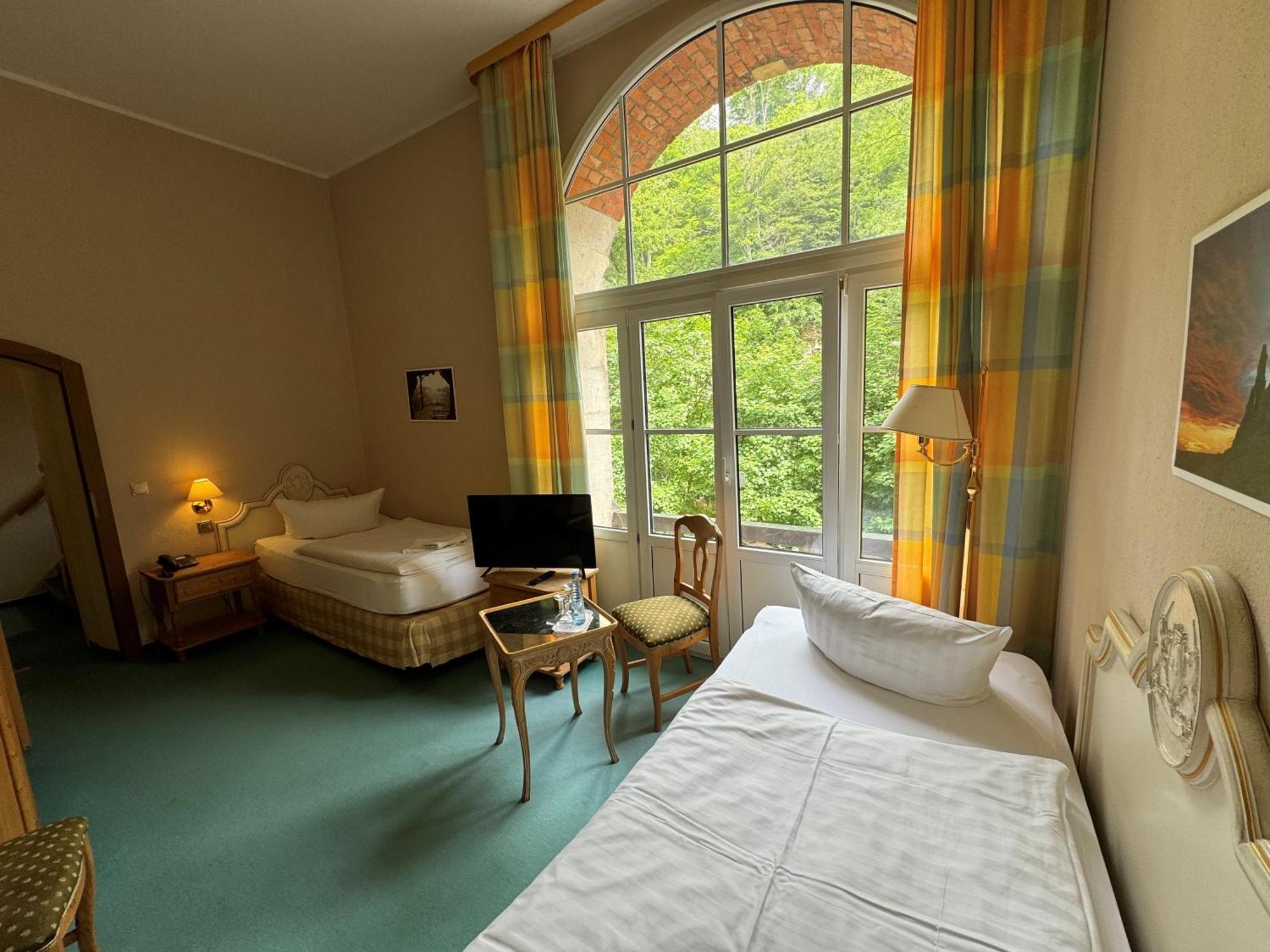Zweibettzimmer
