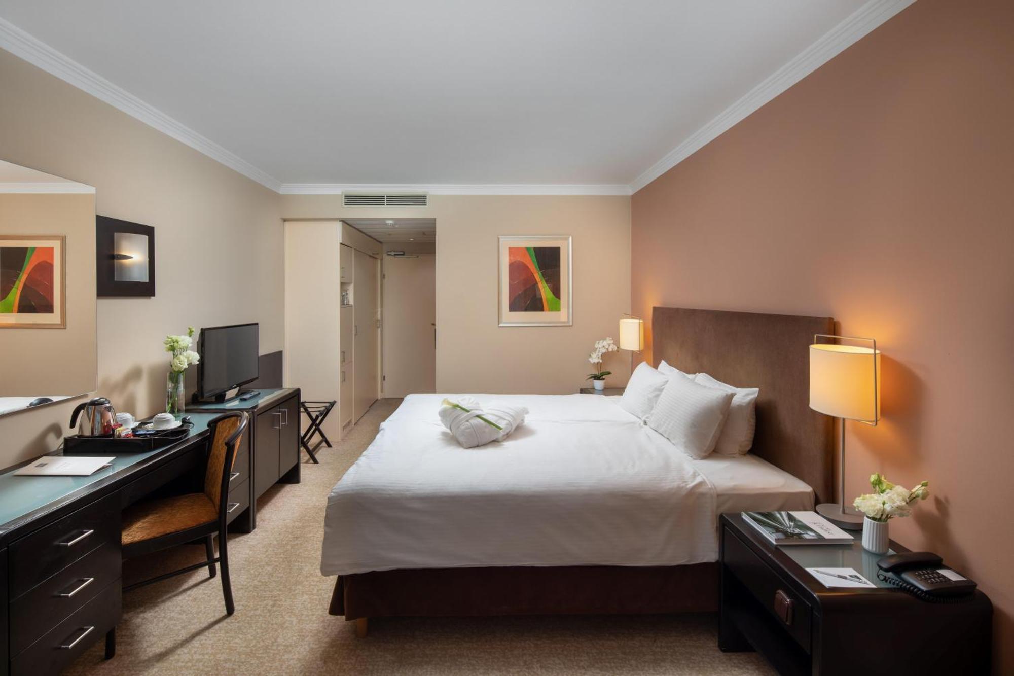 Superior Zimmer mit Kingsize-Bett