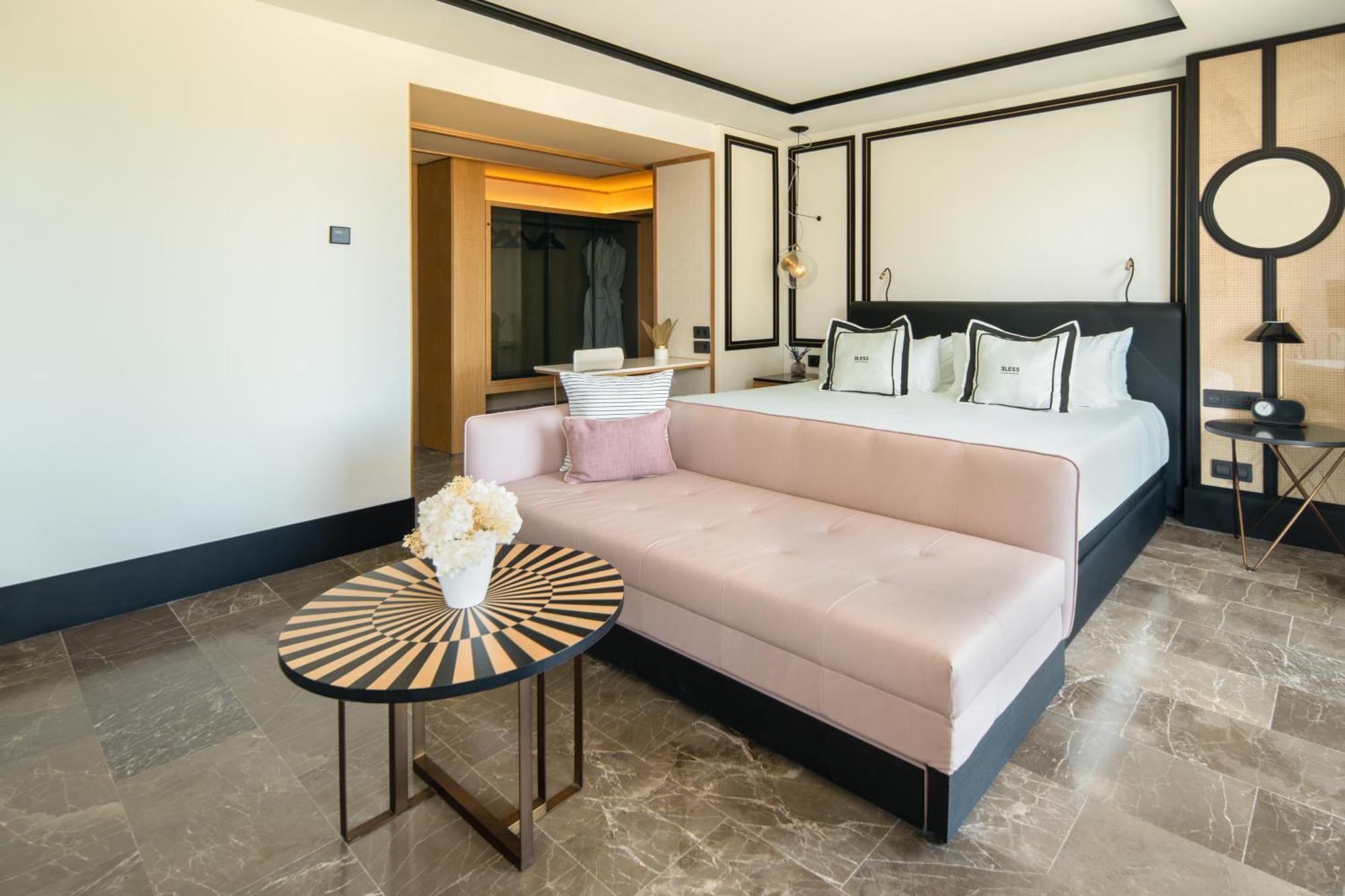Studio Suite mit Whirlpool und Terrasse