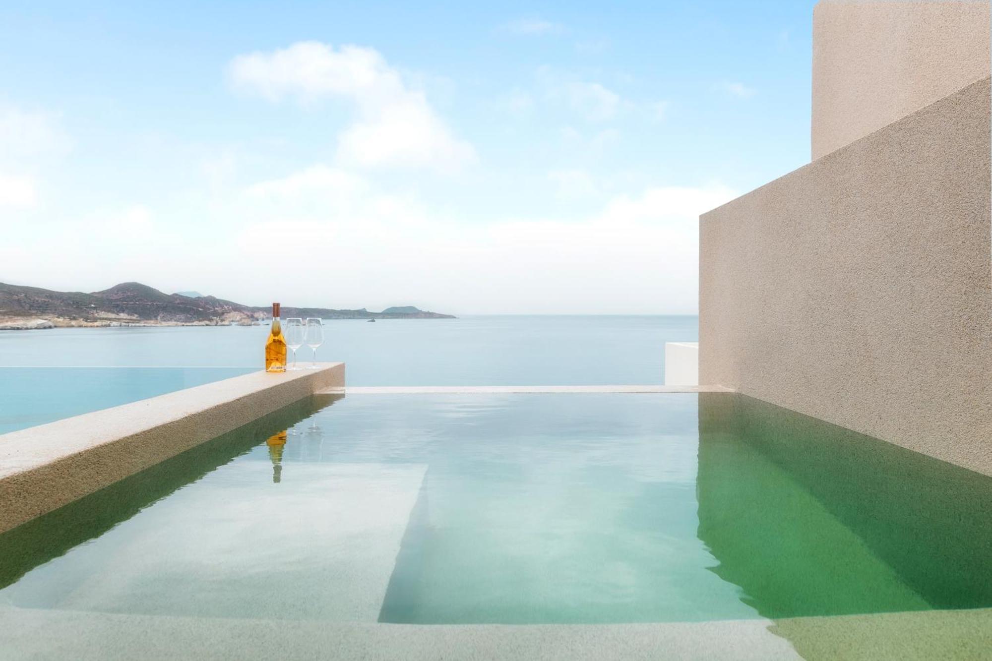 Superior Suite Sea View Private Chill Out Pool